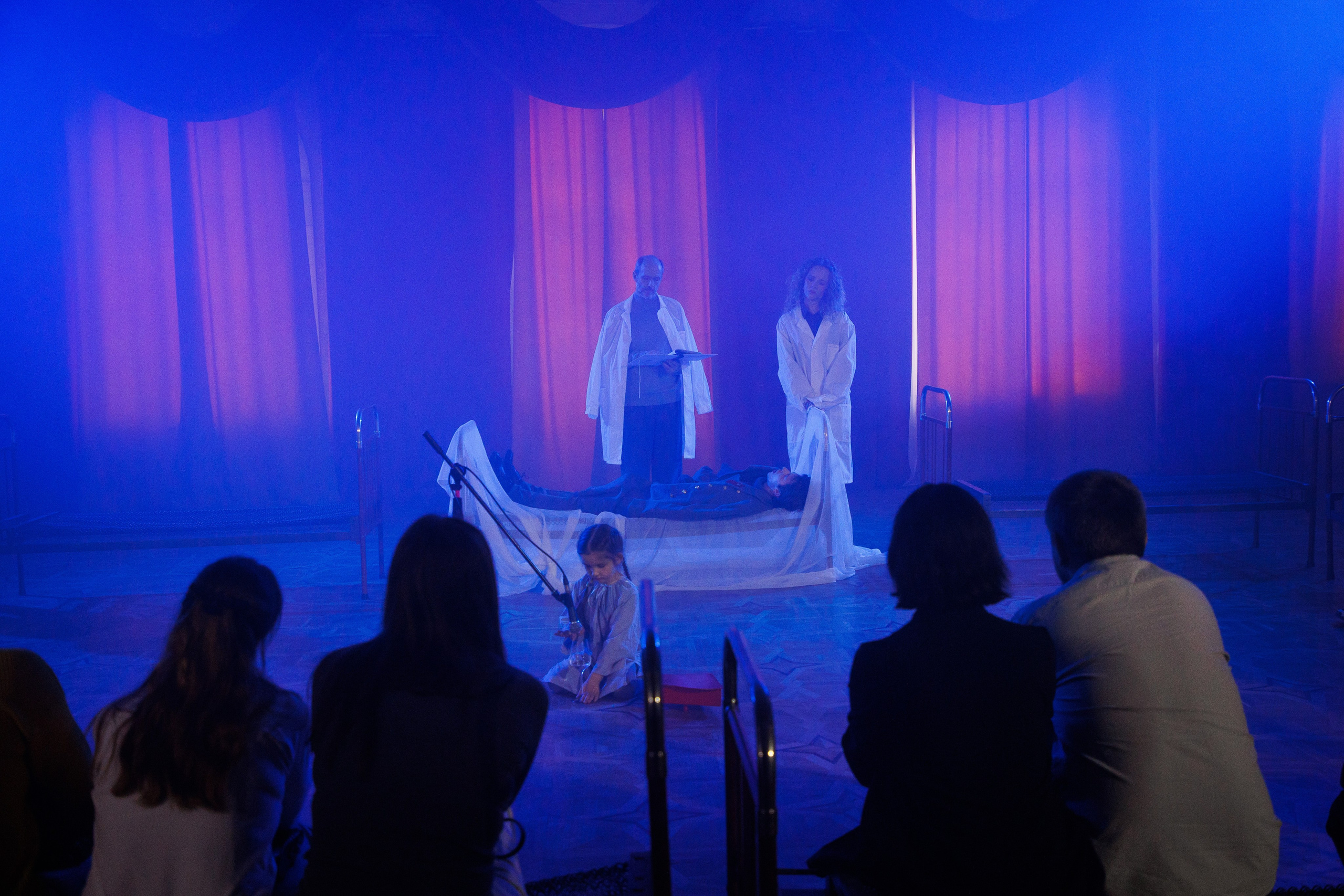 Песнь трех миров. Фотограф городских и семейных событий Артем Карпухин