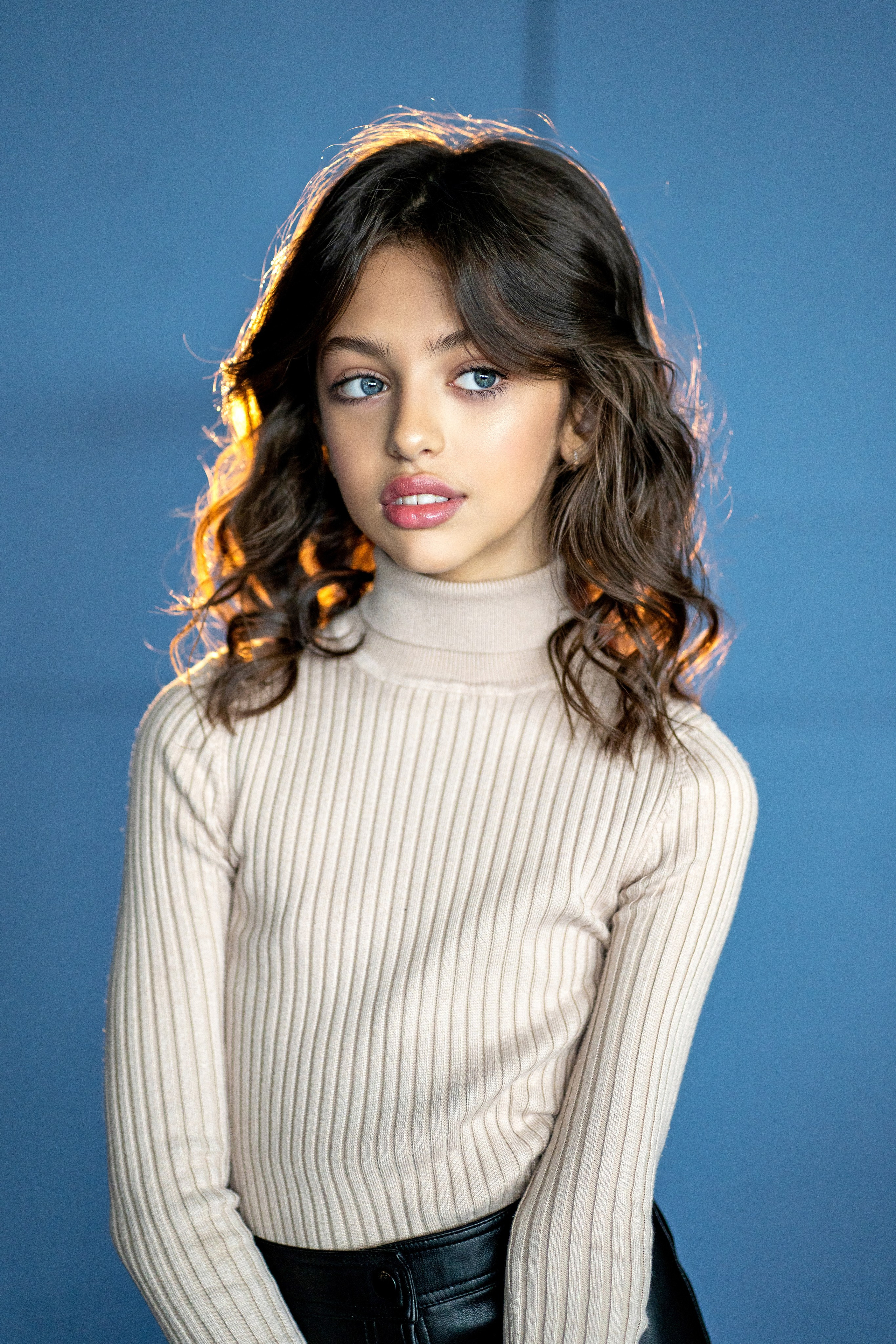 Мари. Главная