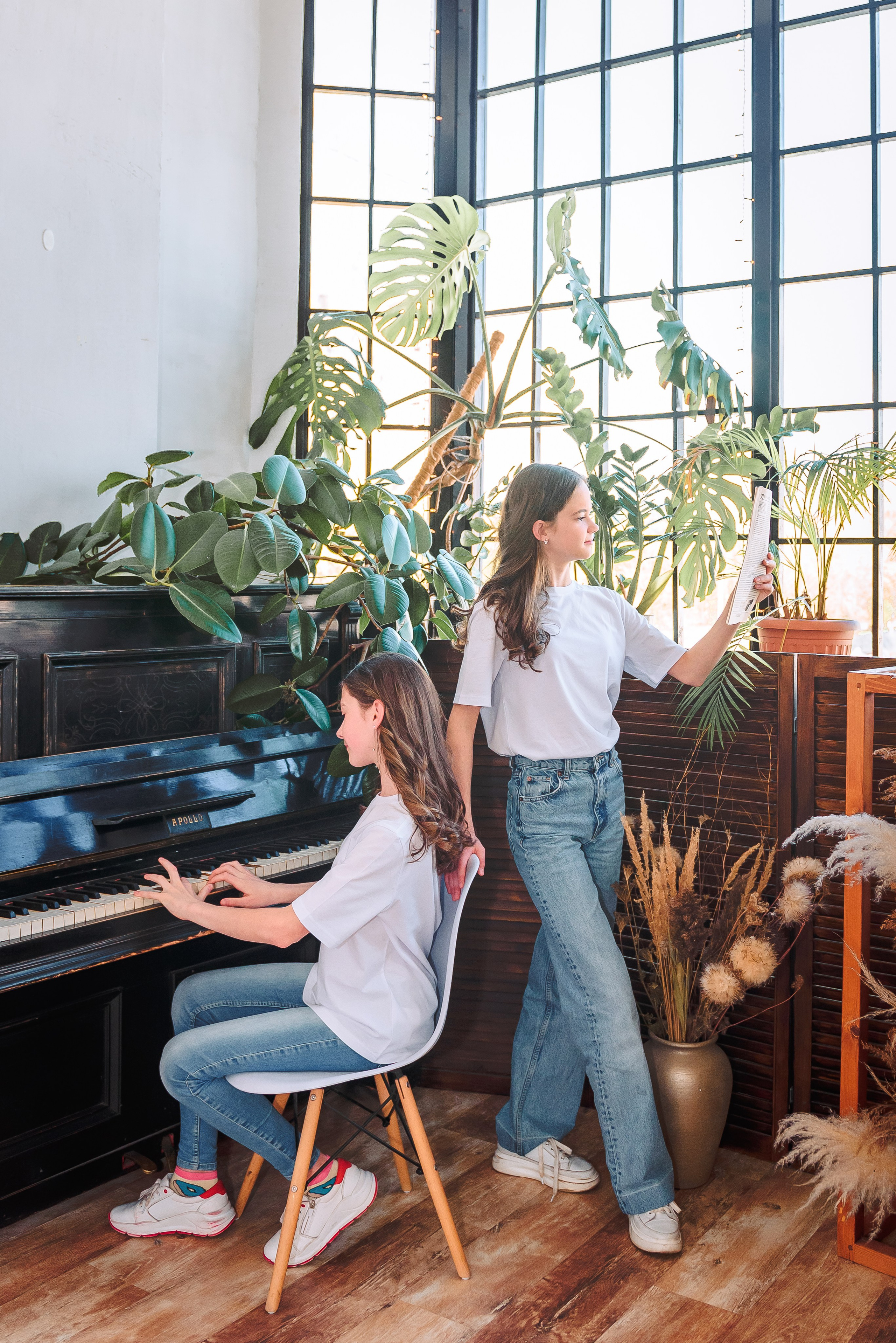 Семейная фотосессия в DreamStudio. Свадебный и семейный фотограф в Москве Юлия Винник