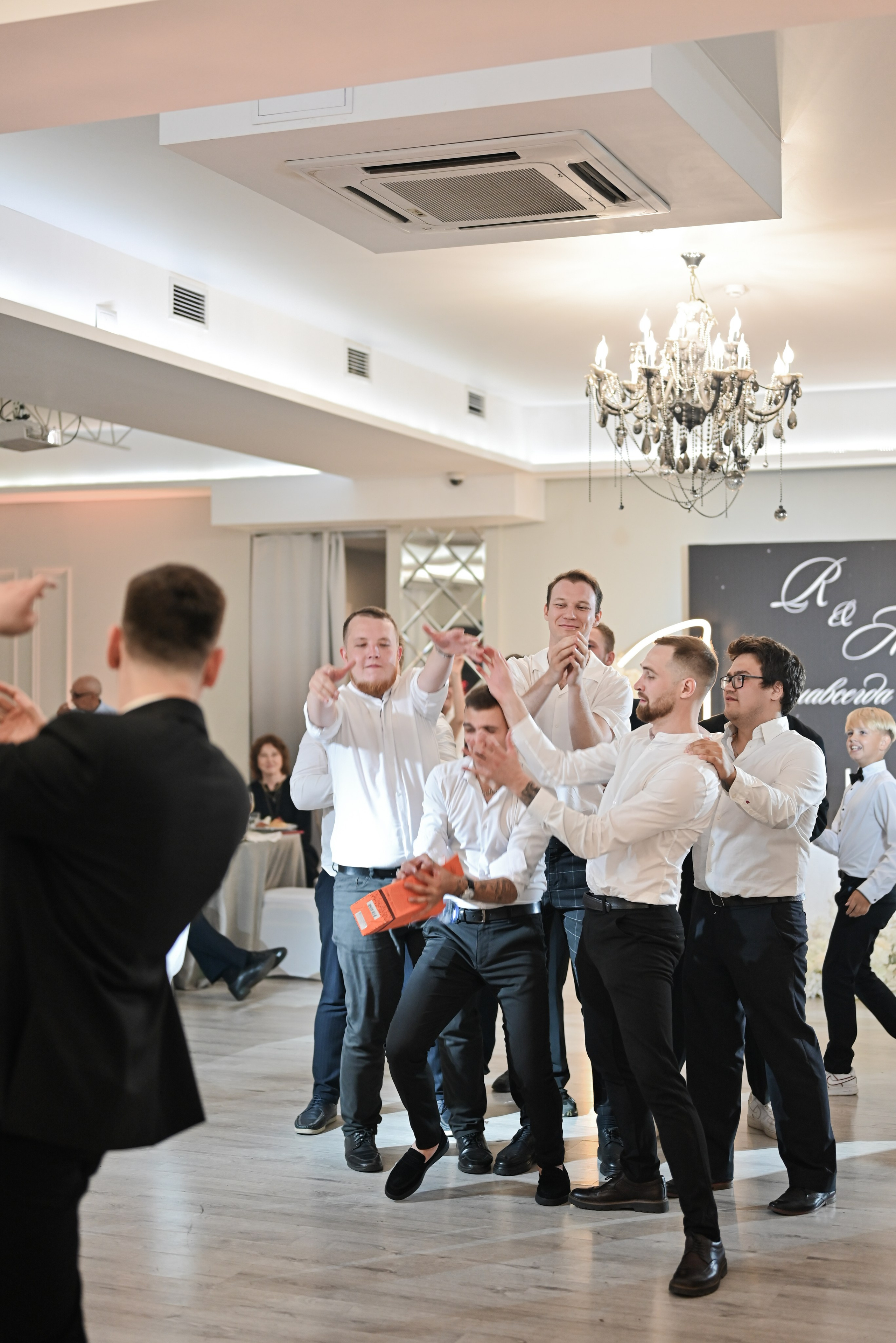 R & A. Свадебный и семейный фотограф в Уфе Александров Максим