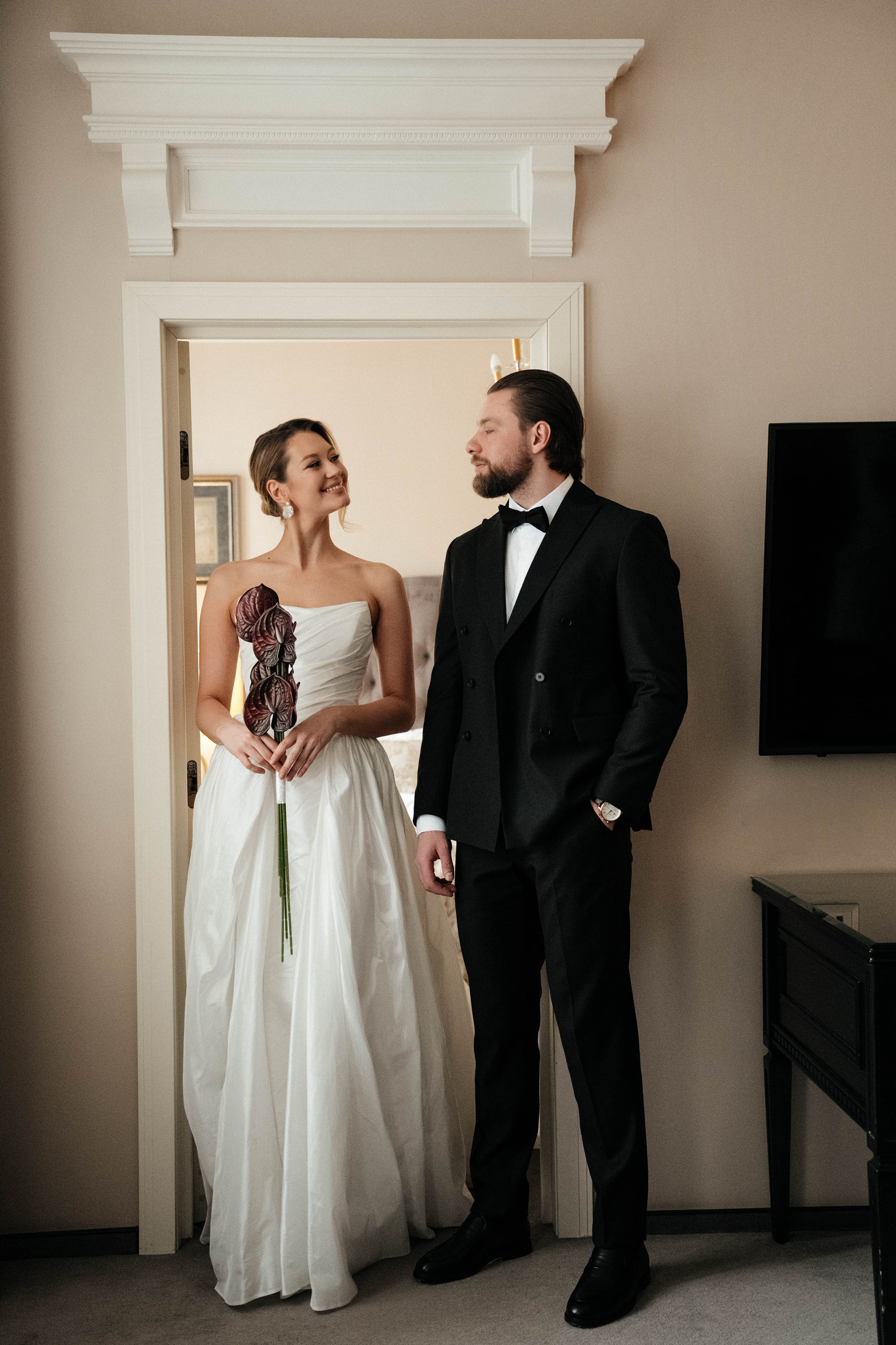 Алексей и Анастасия, творческая съемка в отеле Амбассадор. Свадебный фотограф Москва Александра Аверкова