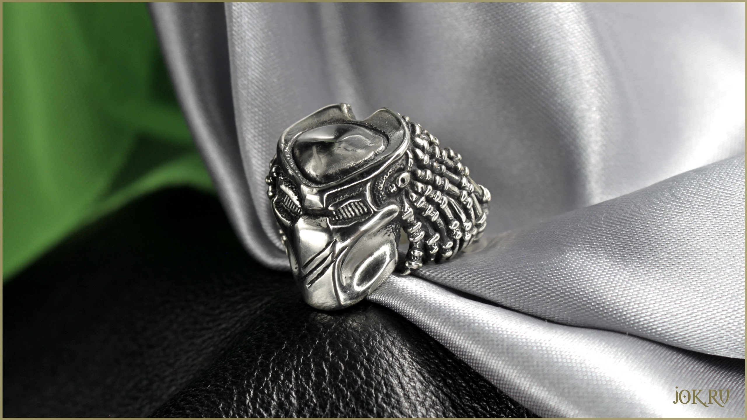 Эксклюзивные мужские кольца на заказ · Мужской перстень Маска Хищника по мотивам фантастического фильма  "Хищники"· Оригинальные мужские украшения премиум класса закажите в для себя или в подарок.