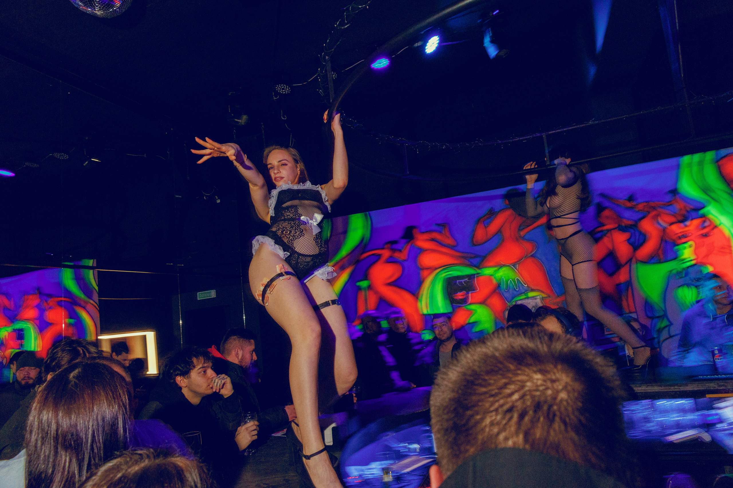 Вечеринки концерты движ. Свадебный, love фотограф