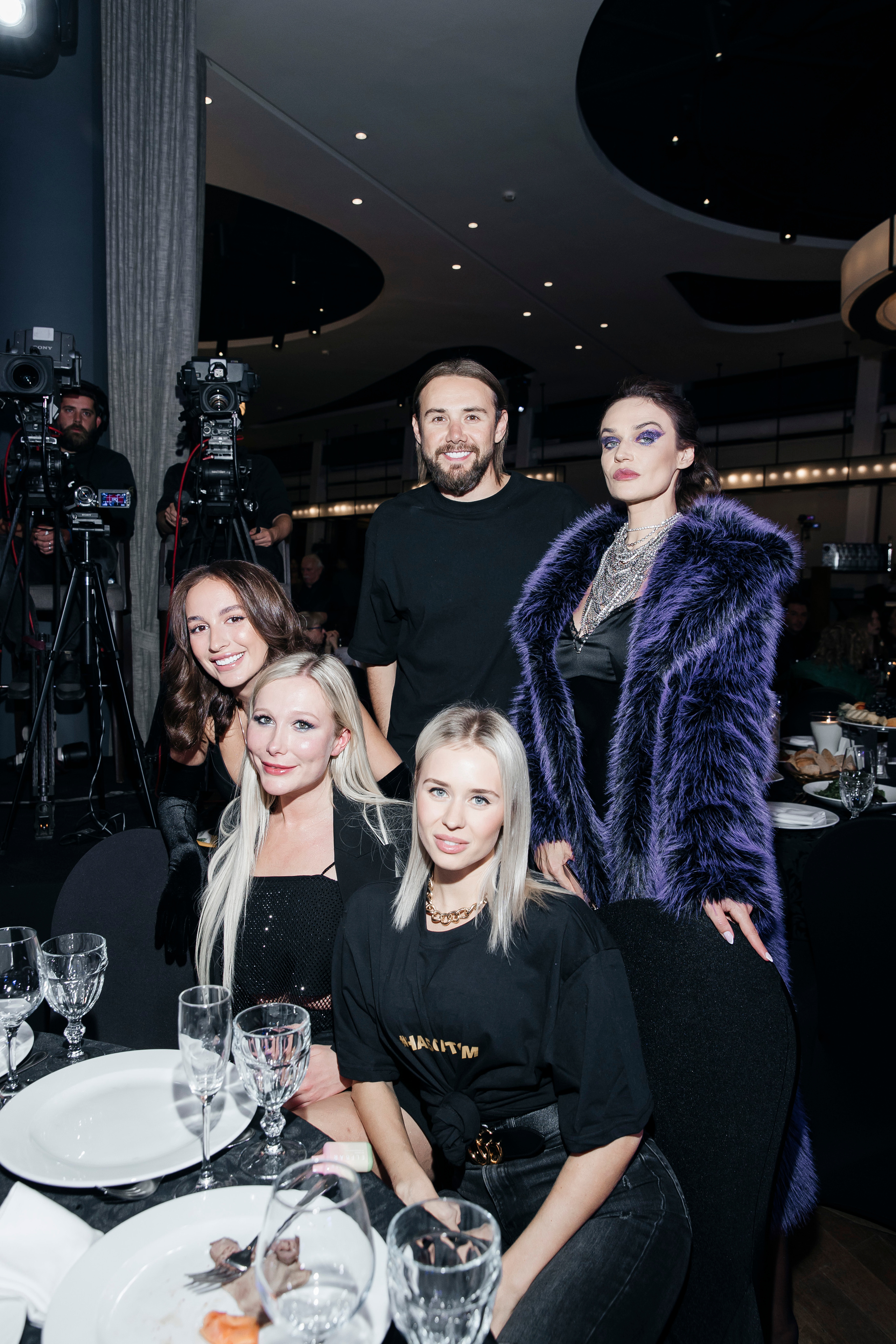 Дмитрий Волков, Алена Водонавеа, Марина Ермошкина (в центре)