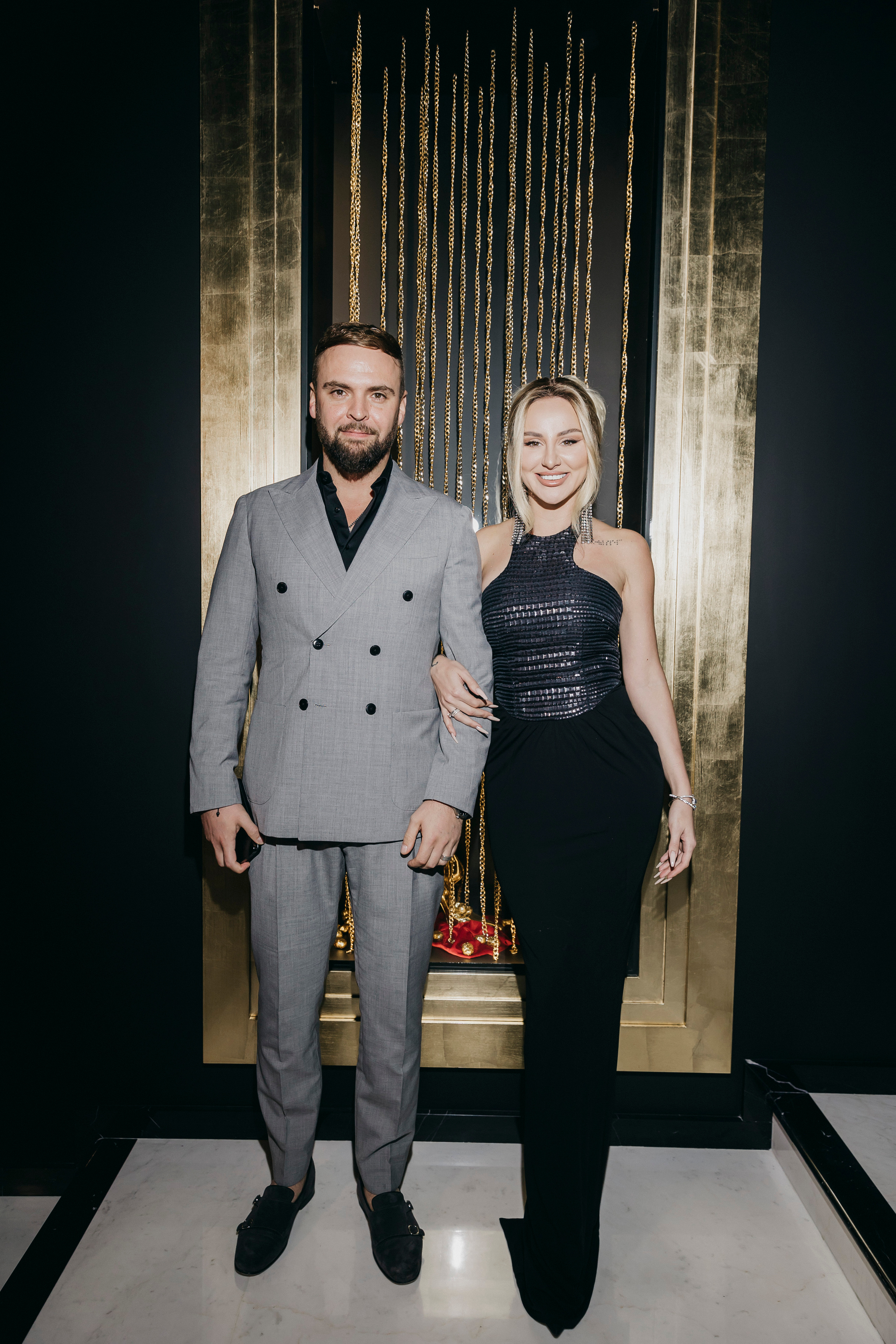 Анна Асти с супругом на закрытой презентации клипа JONY на песню «Никак».