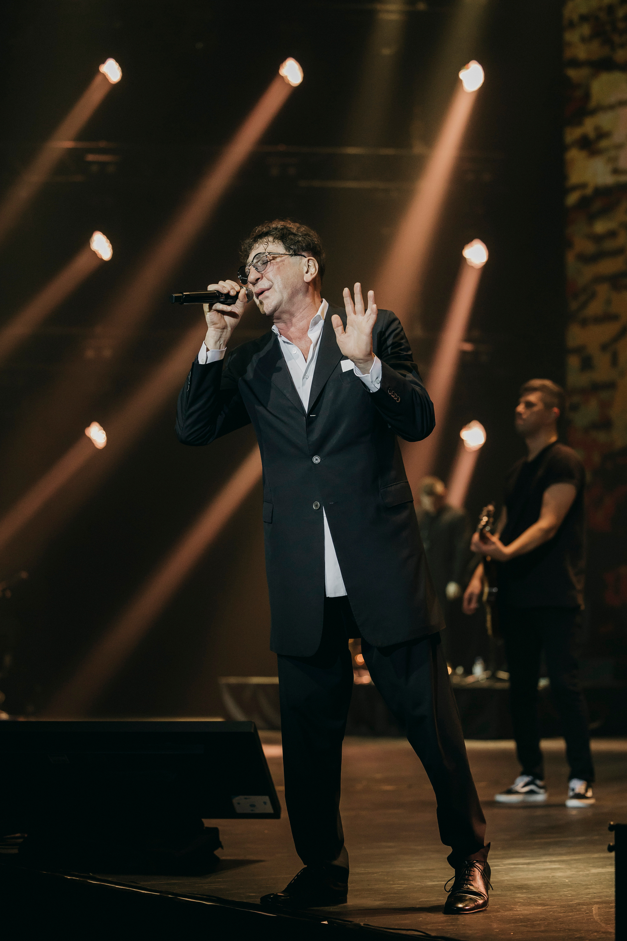 Сольный концерт Григория Лепса в Crocus City Hall. «Птичка на проводе»: информационный портал в Москве