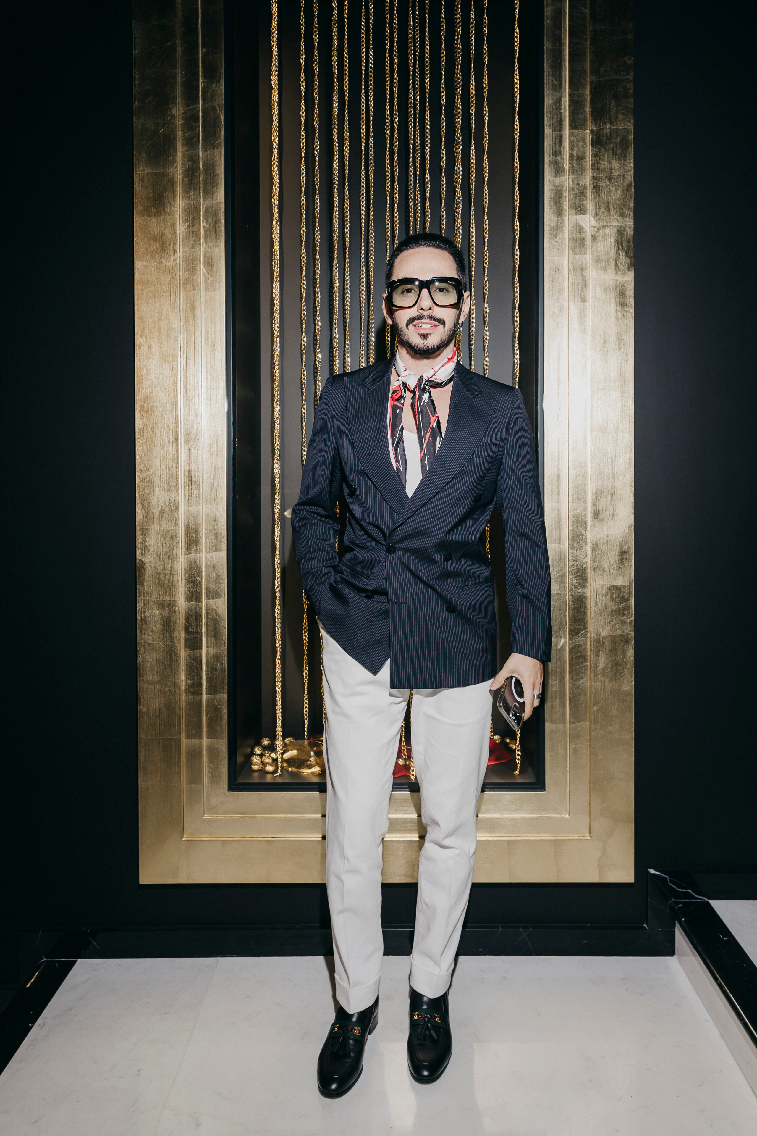 Тимур Родригез на закрытой презентации клипа JONY на песню «Никак».