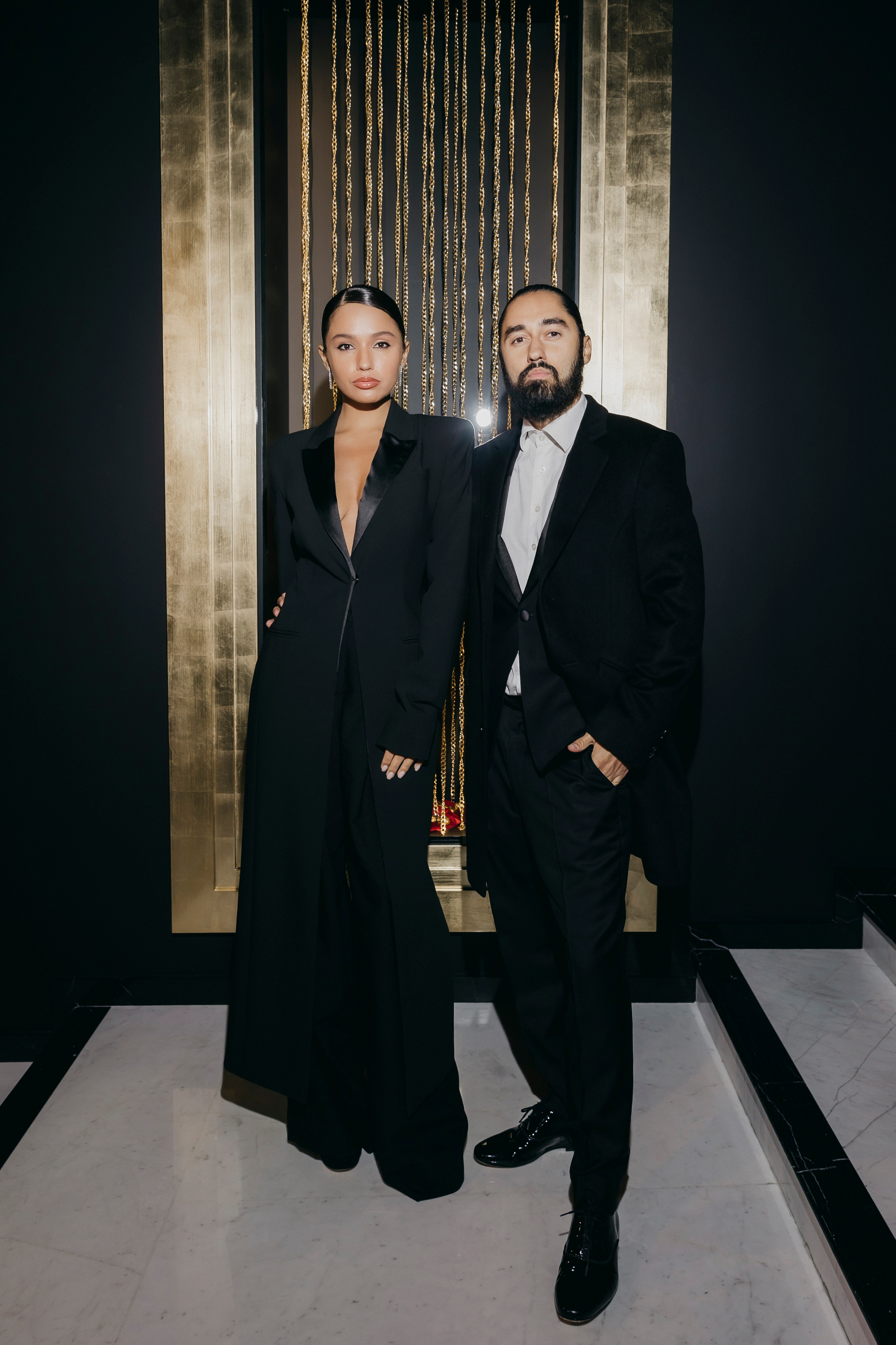 Мария и Матвей Мельниковы на закрытой презентации клипа JONY на песню «Никак».