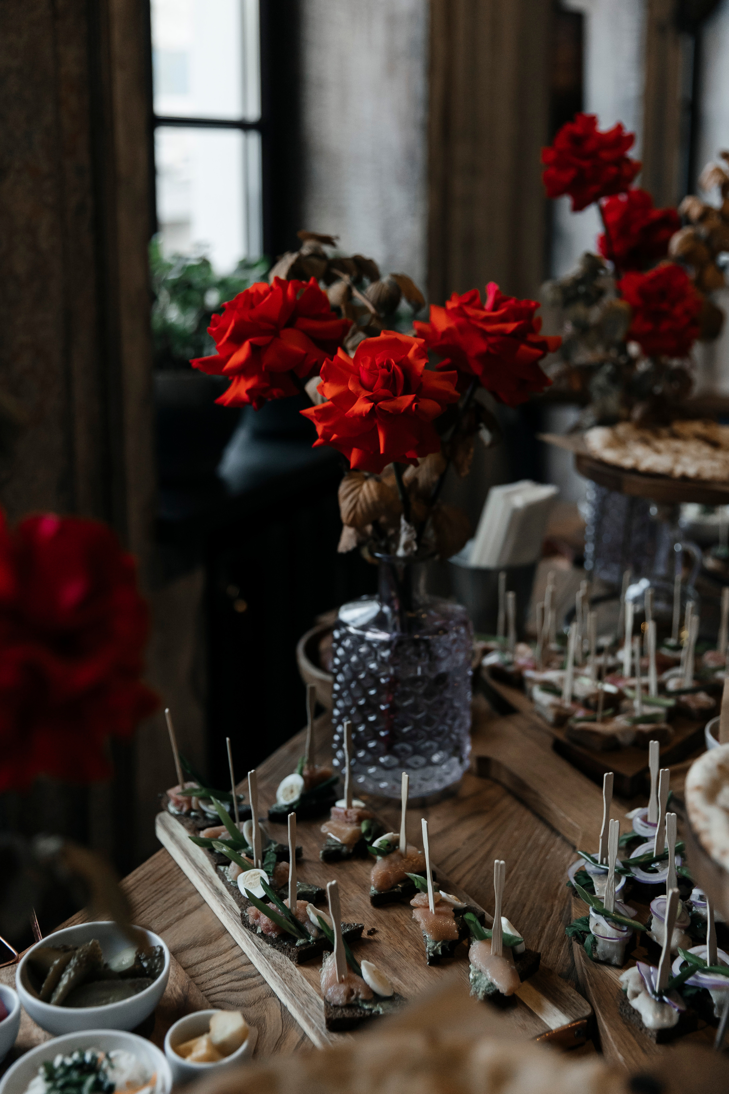 Autumn of the Wich by Alena Vodonaeva. «Птичка на проводе»: информационный портал в Москве