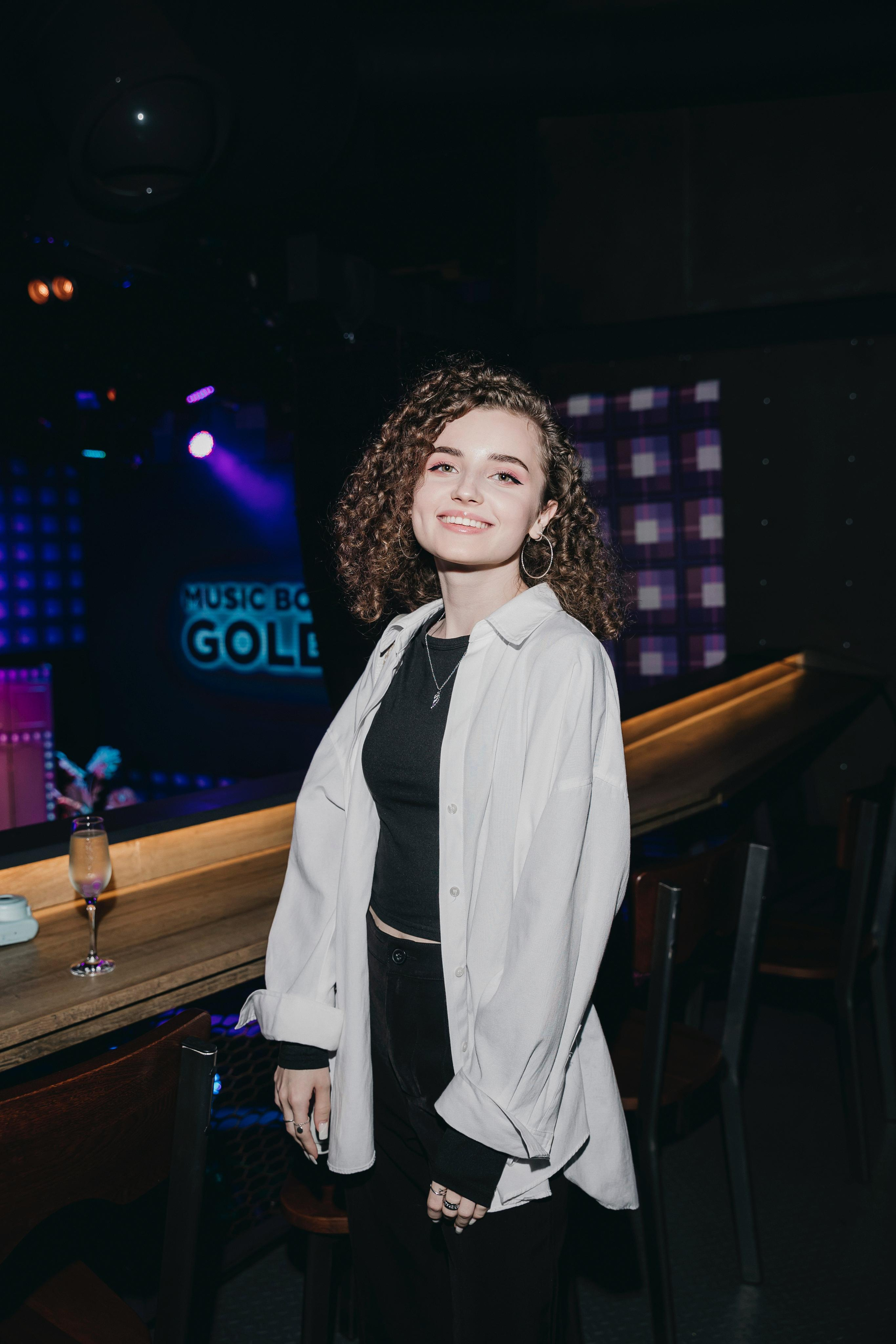 Кучер Вера на первом сольном концерте LINA LEE в клубе Урбан