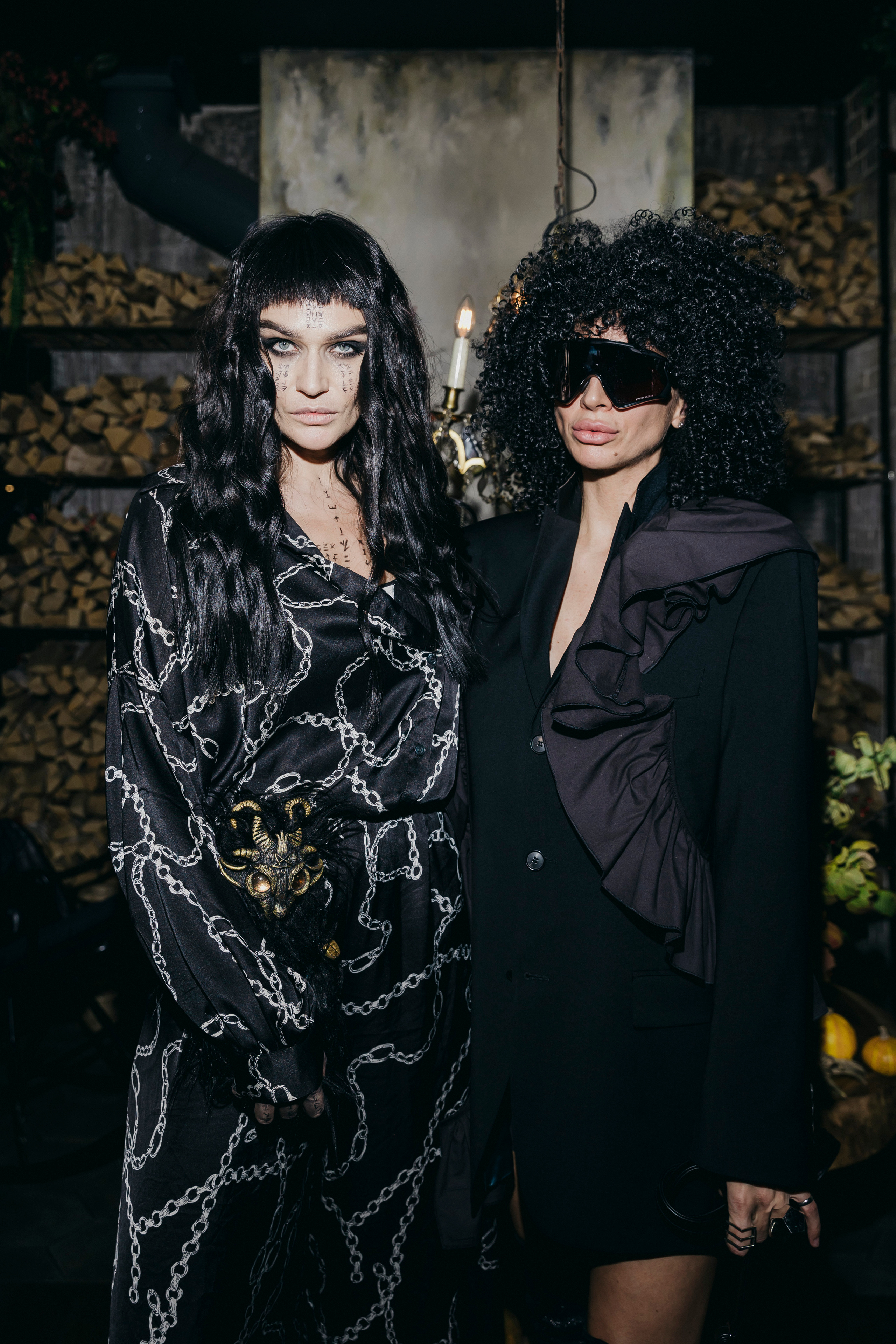 Алена Водонаева и Араксия