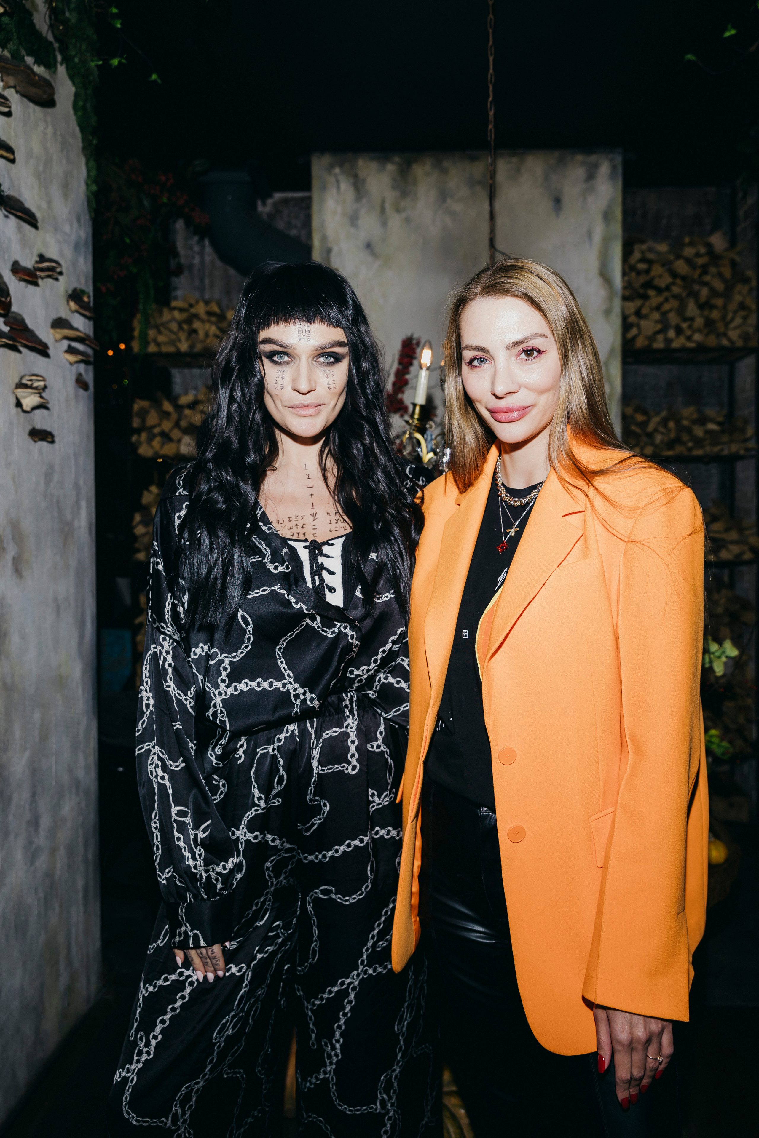 Алена Водонаева и Ника Вайпер