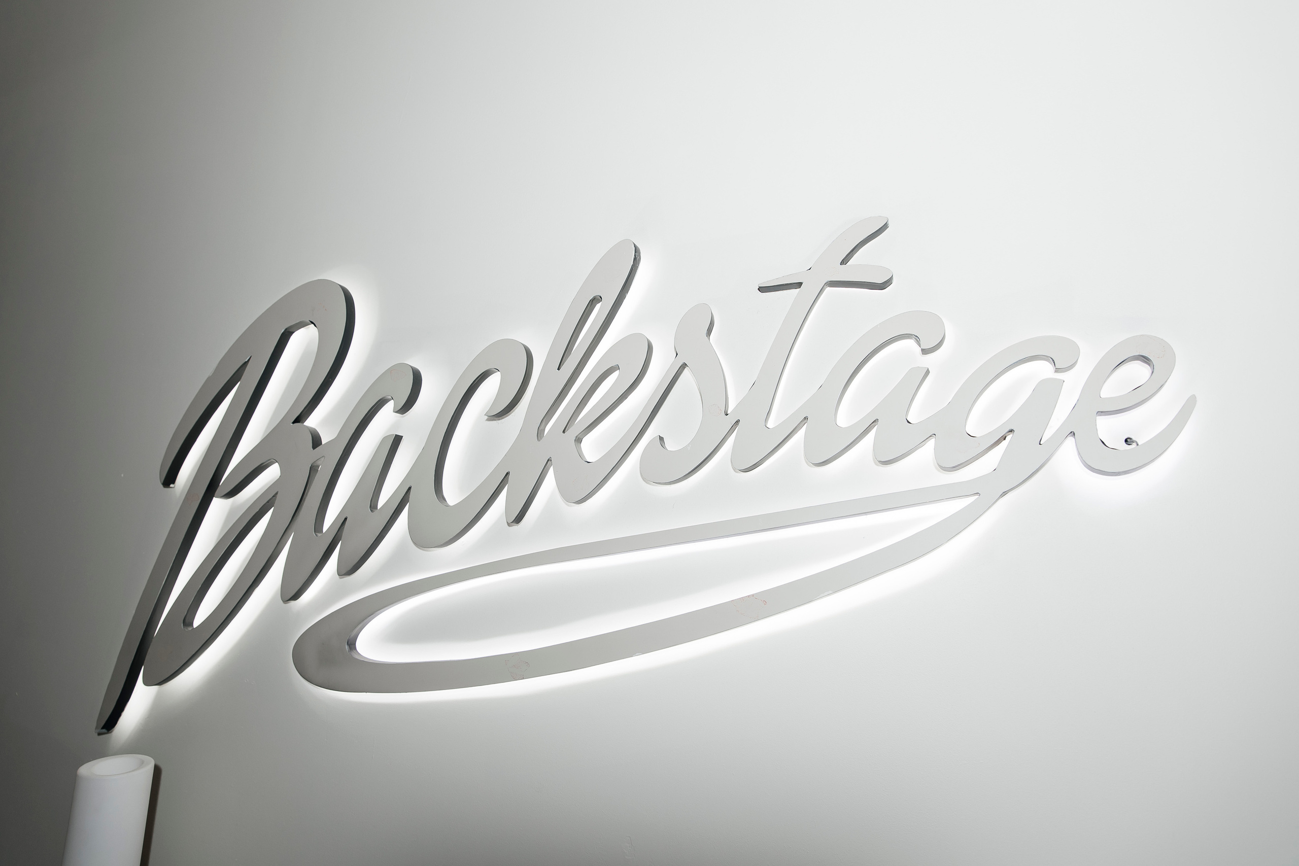 FASHION PEOPLE AWARDS 2022. «Птичка на проводе»: информационный портал в Москве