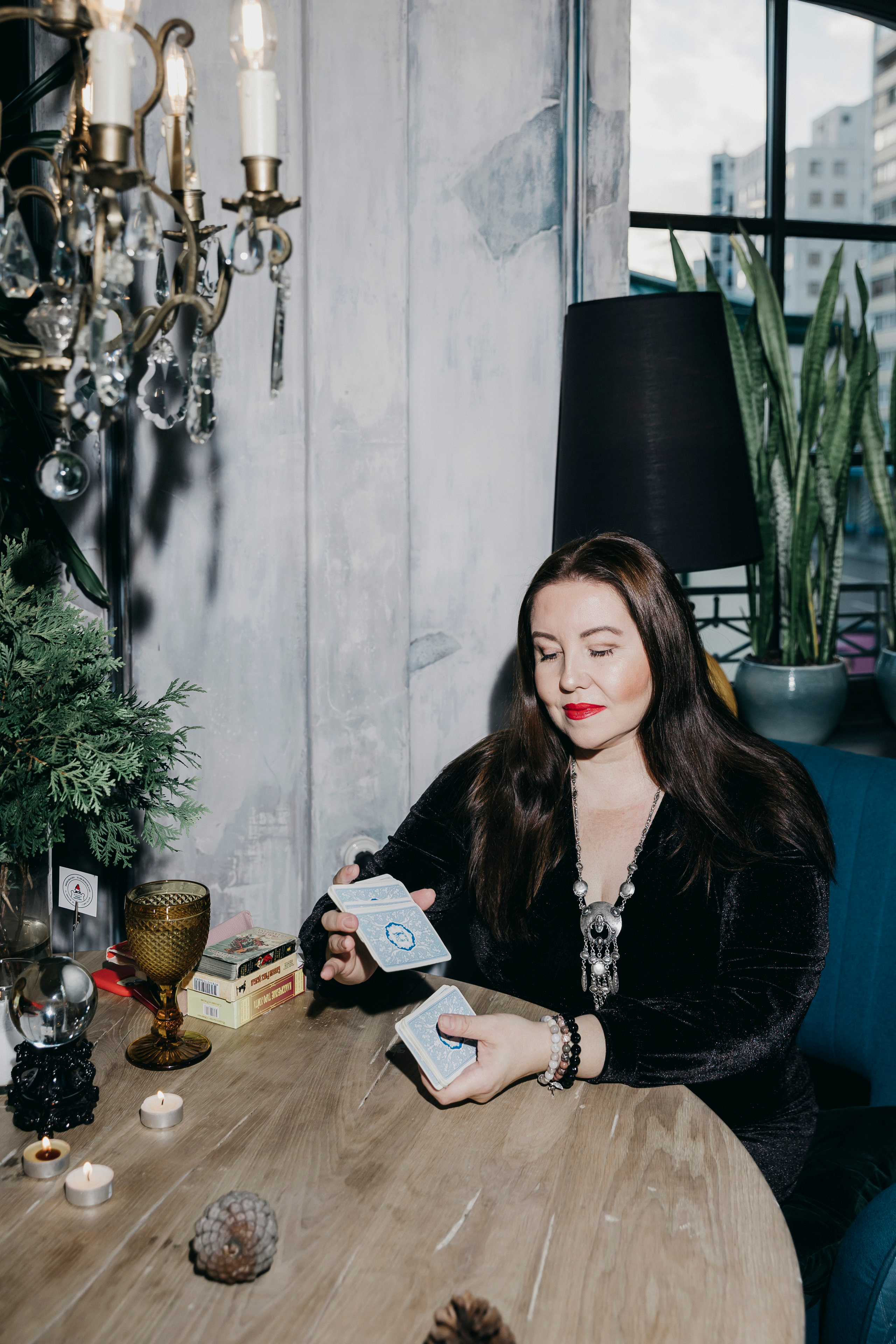 Таролог Елена