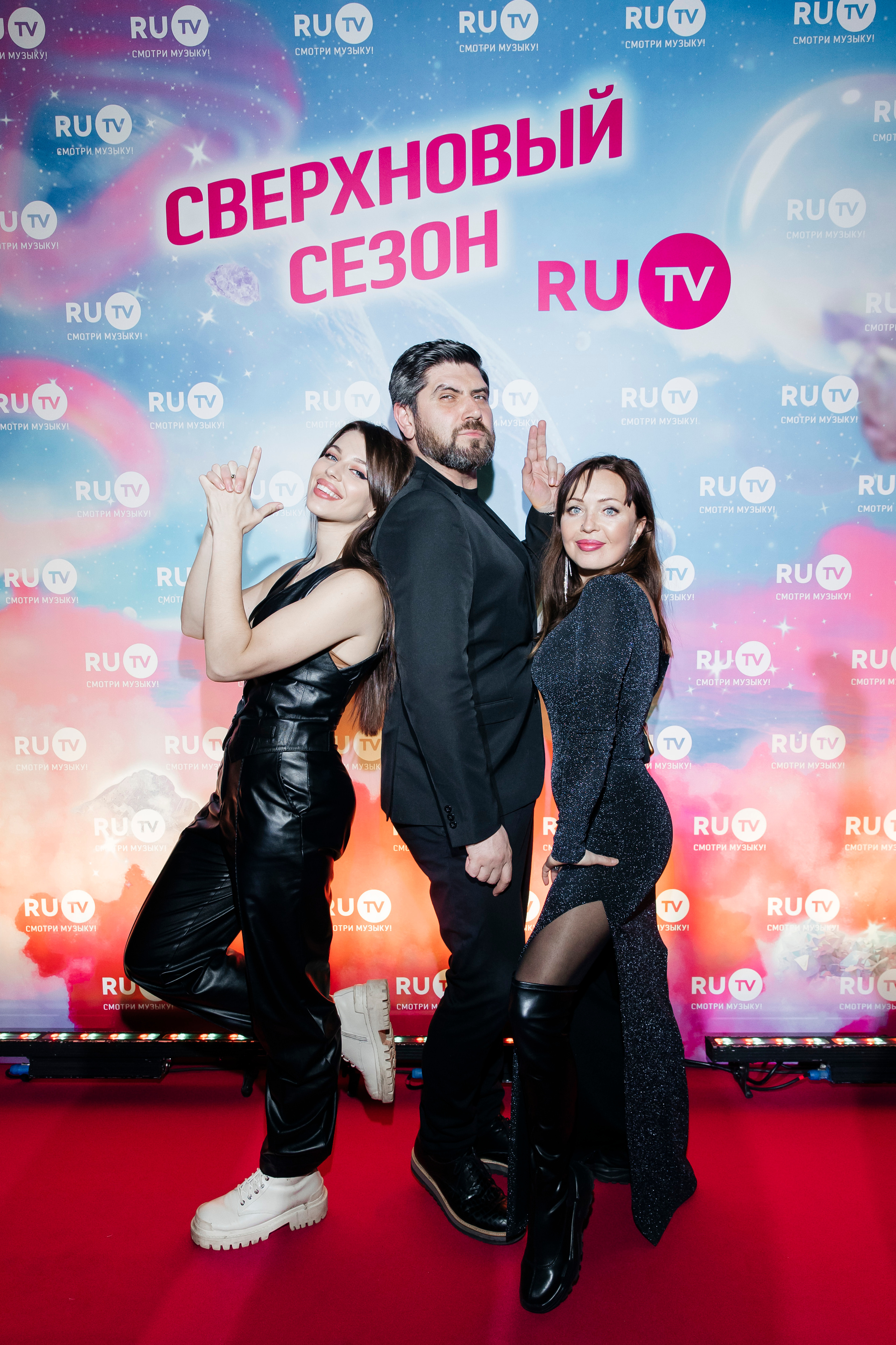 Сверхновый сезон телеканала RU.TV 2022. «Птичка на проводе»: информационный портал в Москве