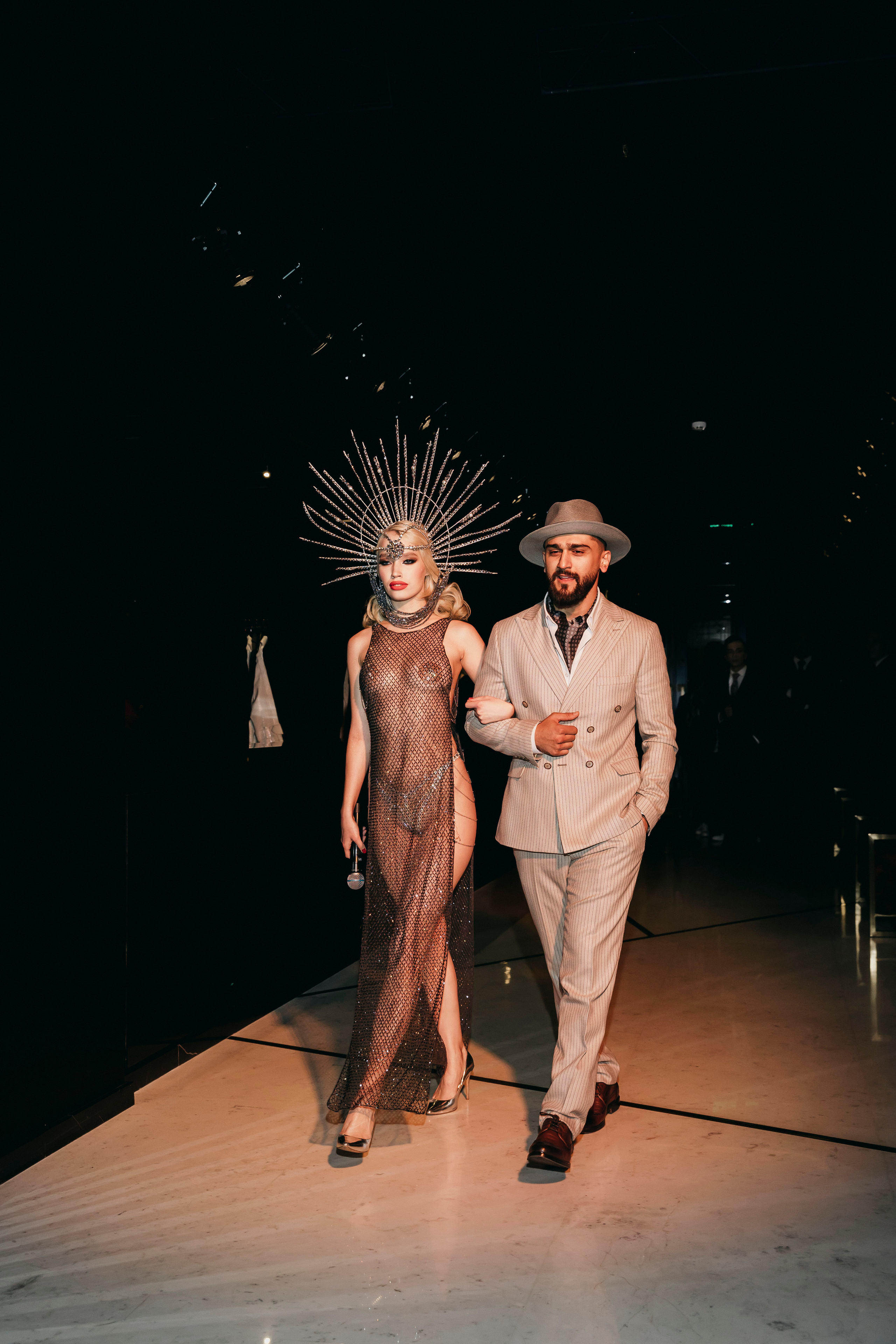 Состоялась закрытая презентация клипа JONY на песню «Никак». «Птичка на проводе»: информационный портал в Москве