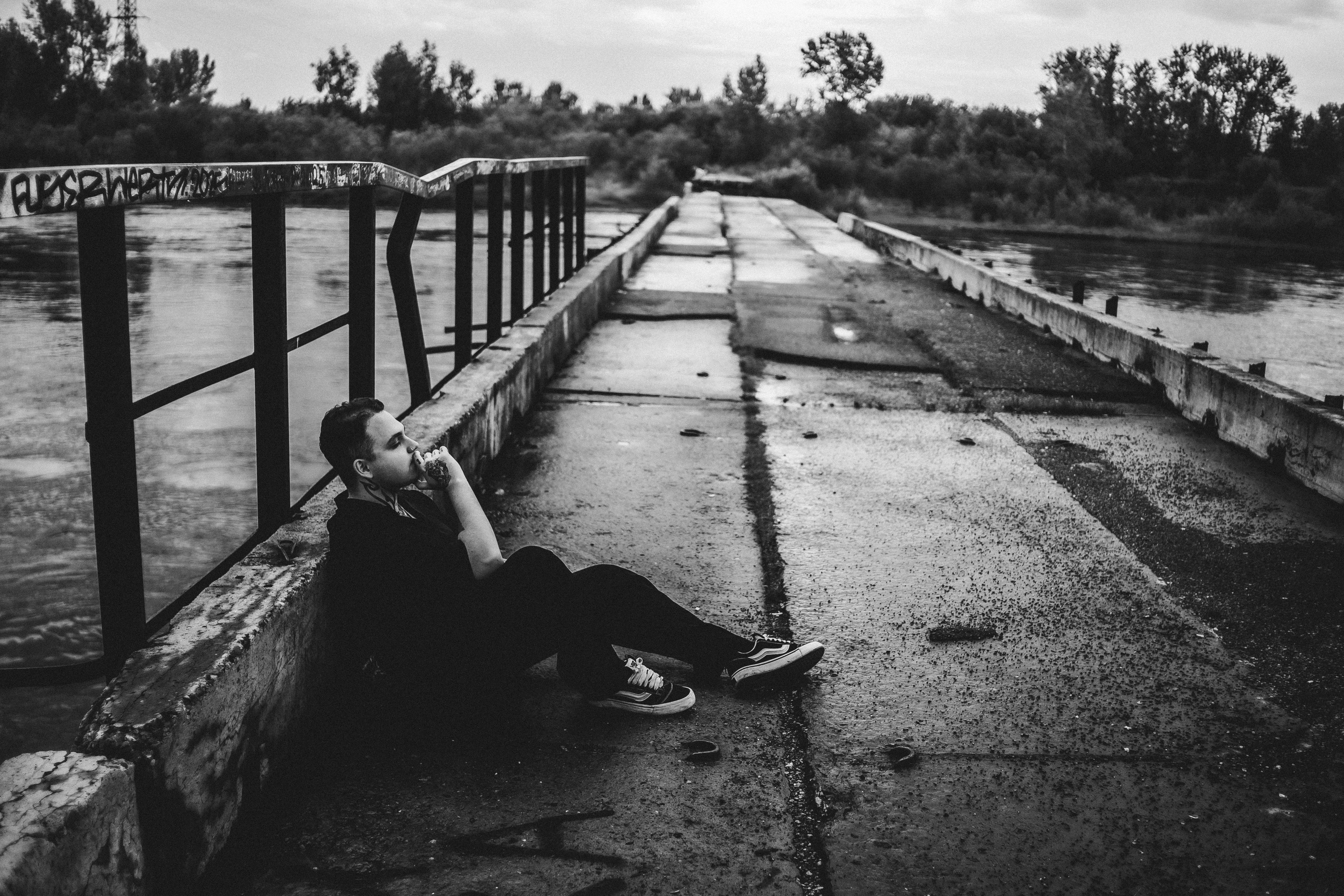 Никита. Заброшенный мост. Фотограф Регина Крикунова г. Красноярск