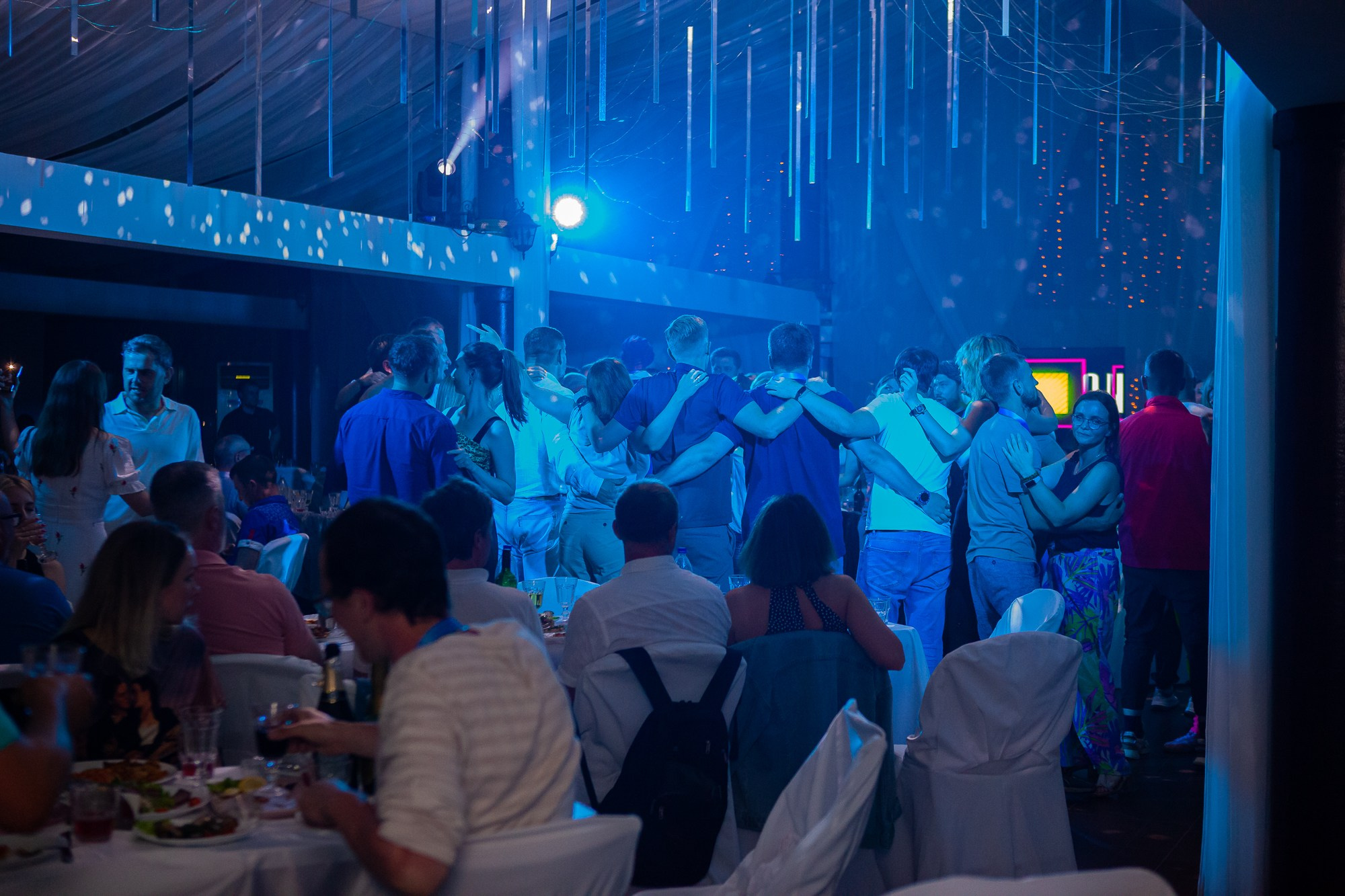 Вечеринка в стиле 90-х. Фотограф Анастасия Лёвушкина