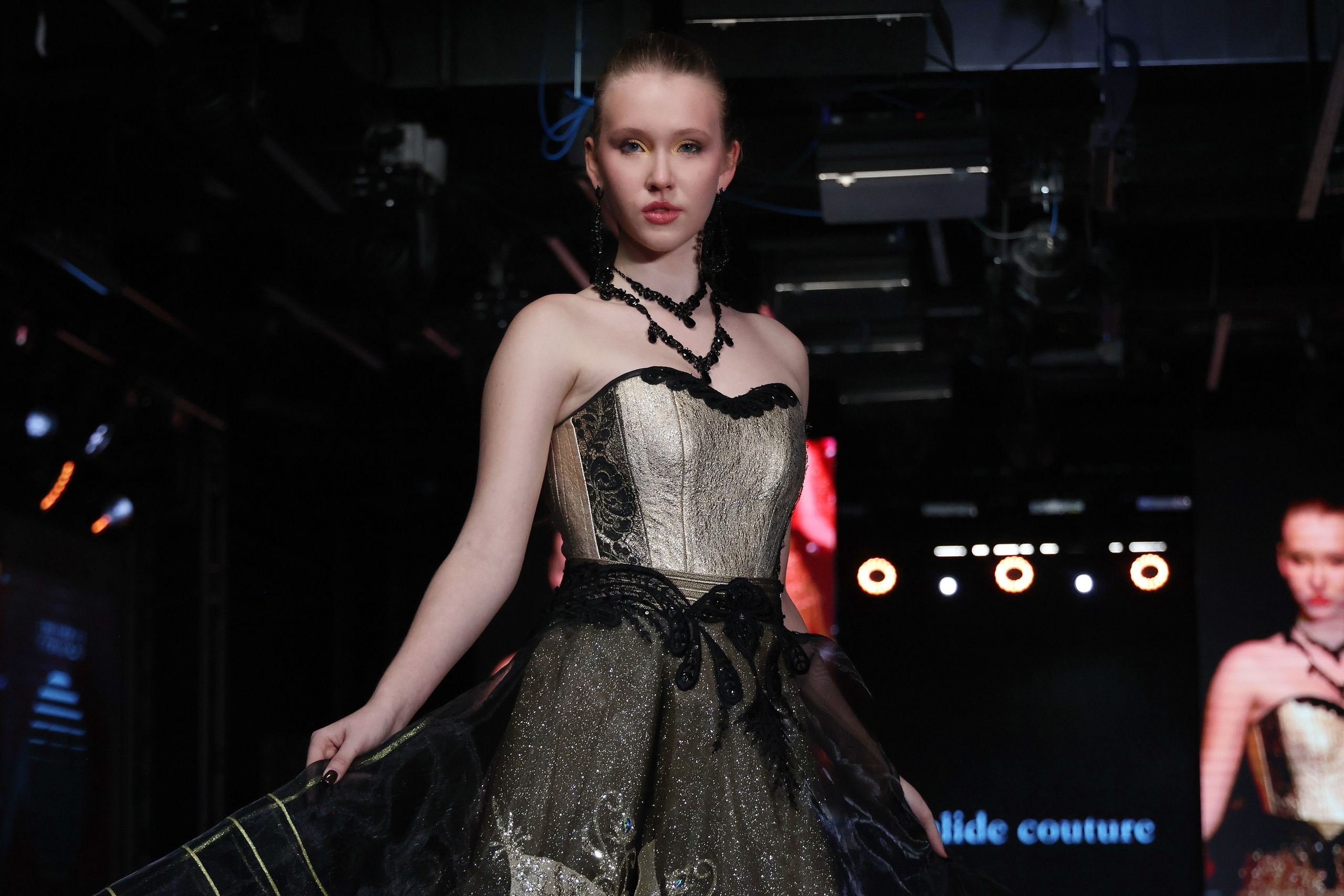 Показ МКММ на Якиманке 26. Спортивный и репортажный фотограф Ермакова Светлана