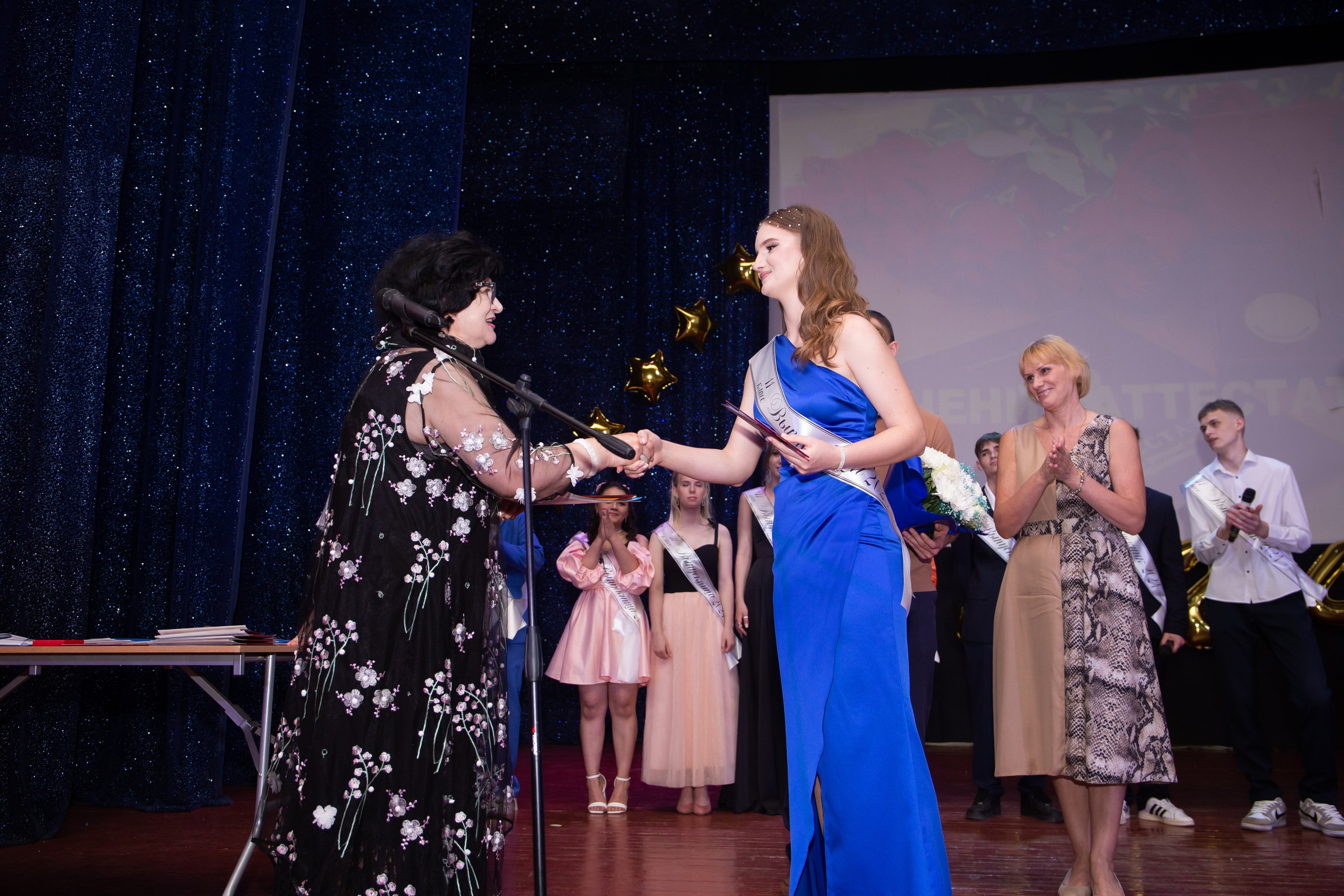 Выпускной. Фотограф Дмитров и МО Валентина Халикова