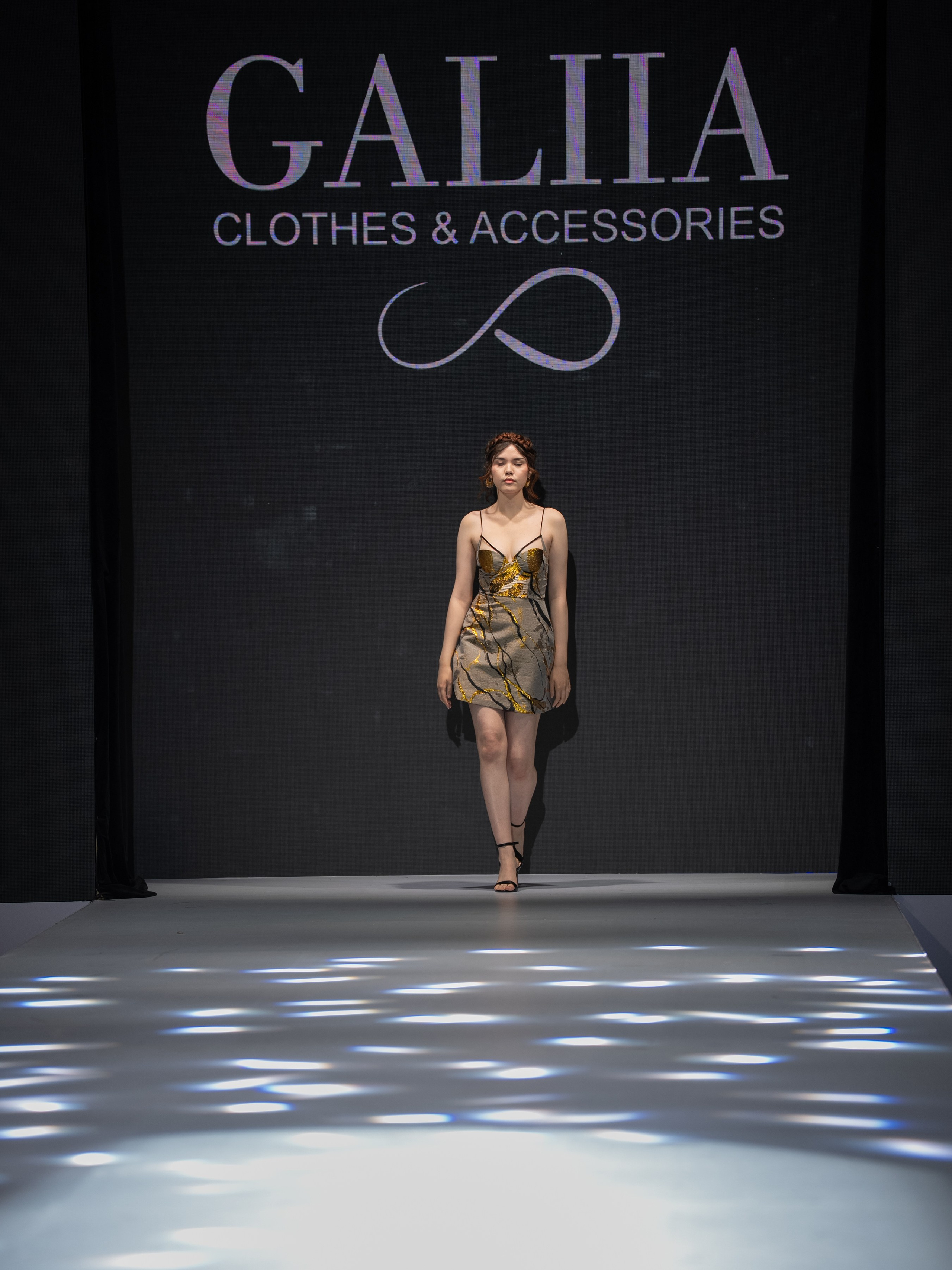 EURASIAN FASHION WEEK Galia. Сайт Алматинского НЮ АРТ, будуар и фэшн фотографа Дениса Карпенко