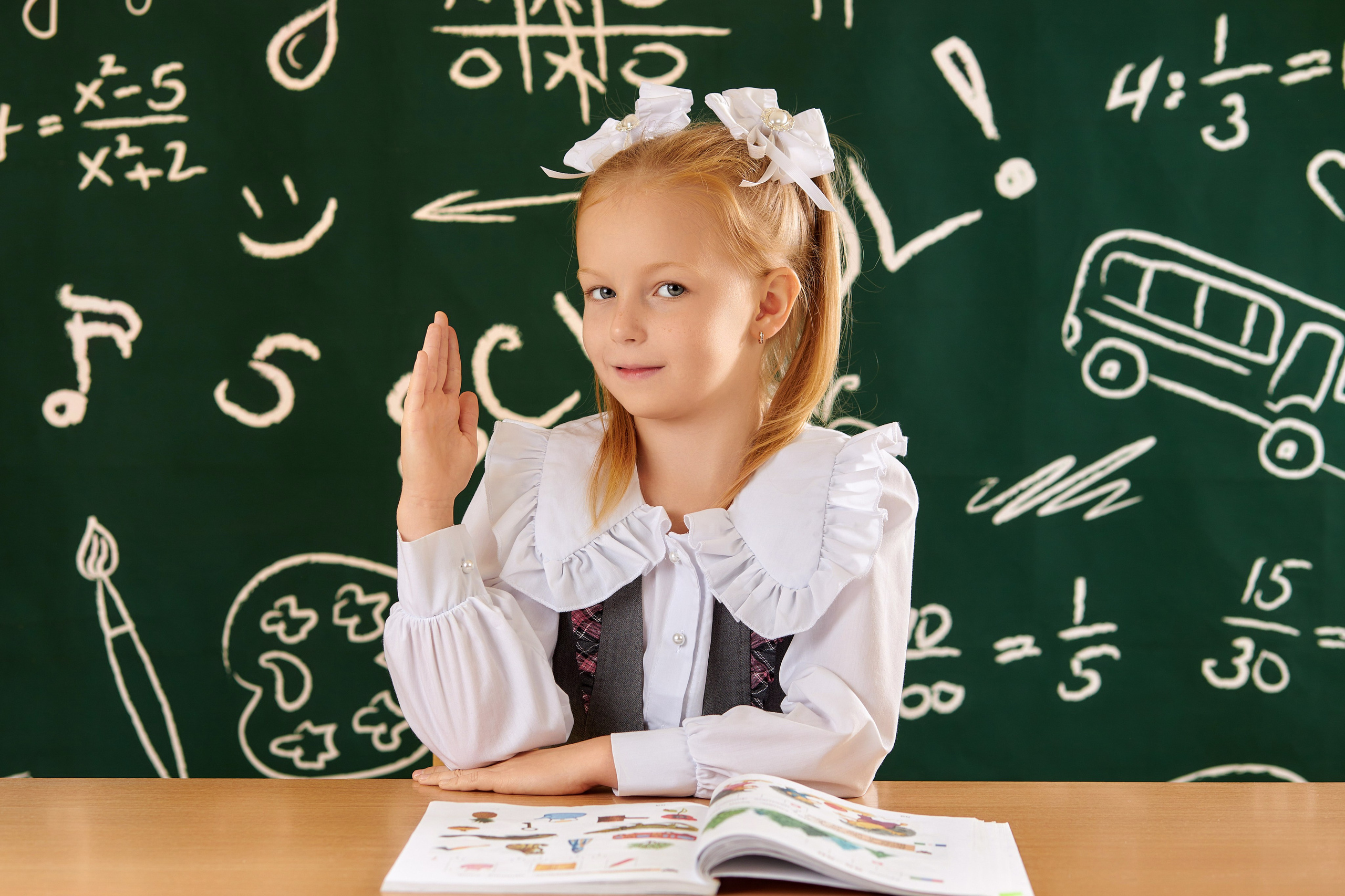 Средние портреты. Школьный фотограф Леонова Наталия