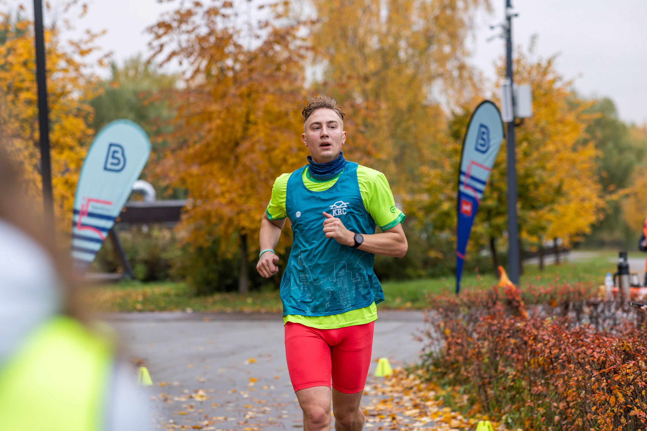 5 вёрст в Митино, 11.10.25. Фотограф Сергей Ловкий