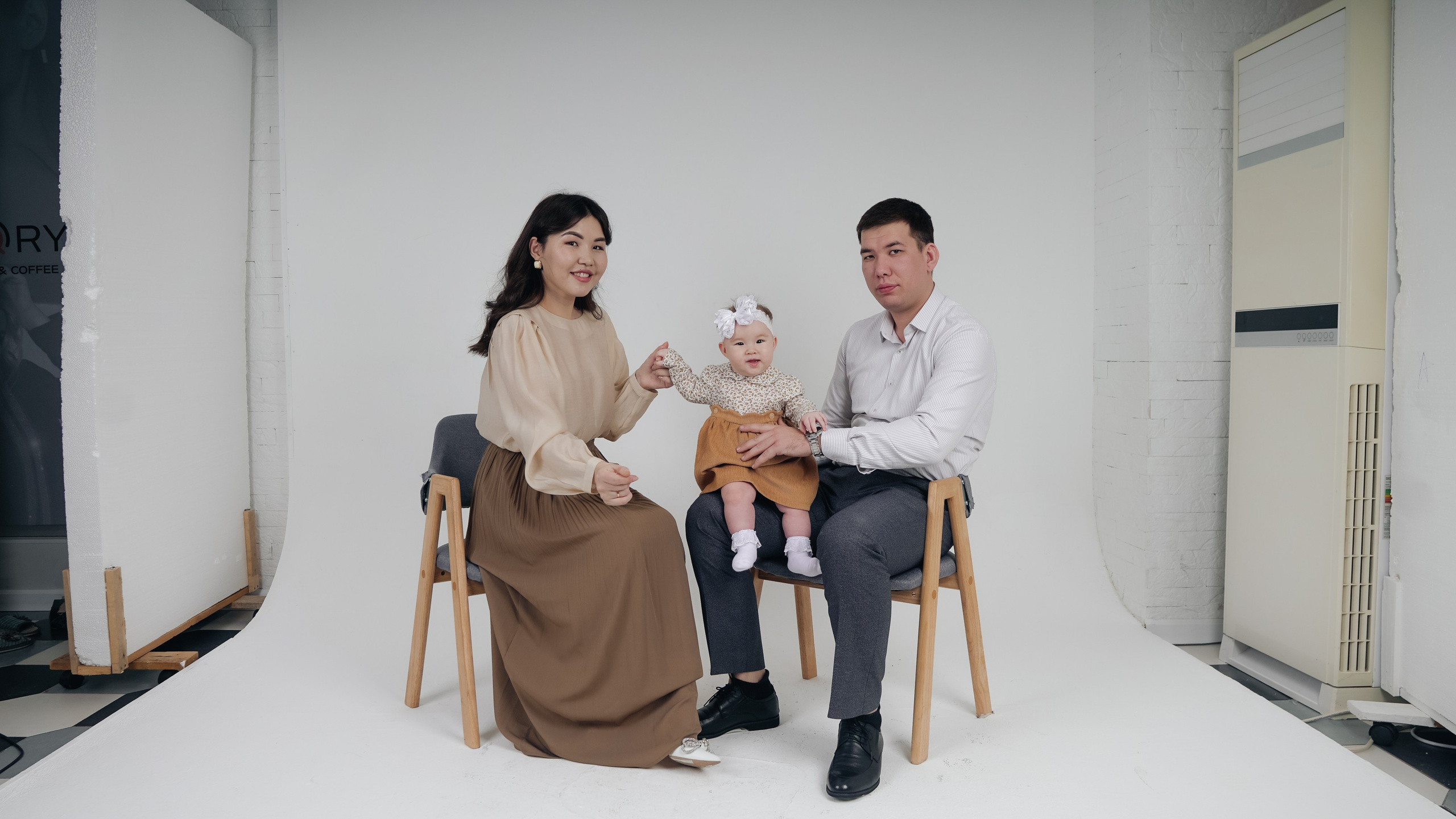 Family story. Уличный и студийный фотограф в Астане Ержанов Нурасыл