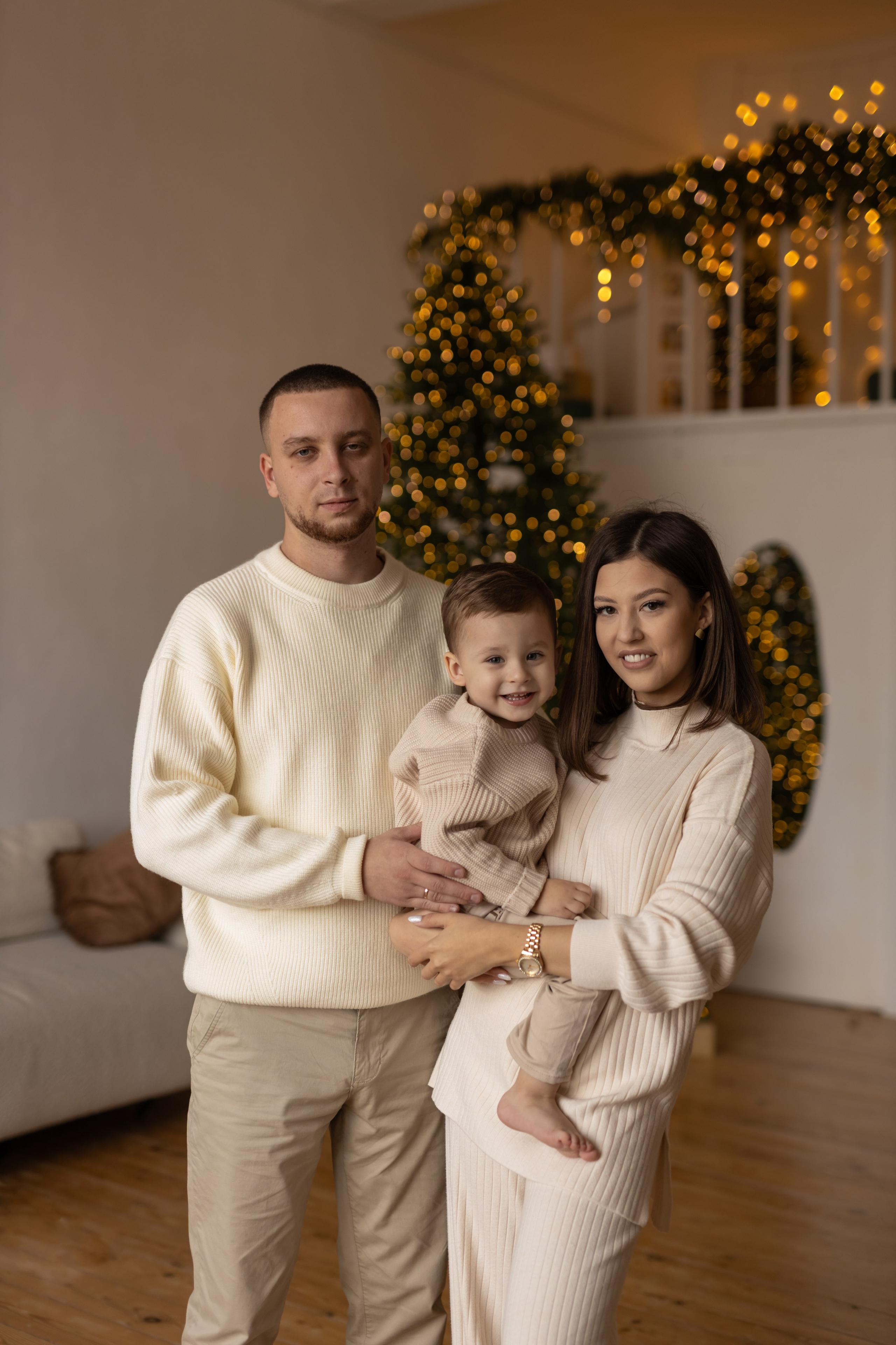 Папа, мама и сынок (студийная). Семейный и детский фотограф в Краснодаре Элона Литвинова