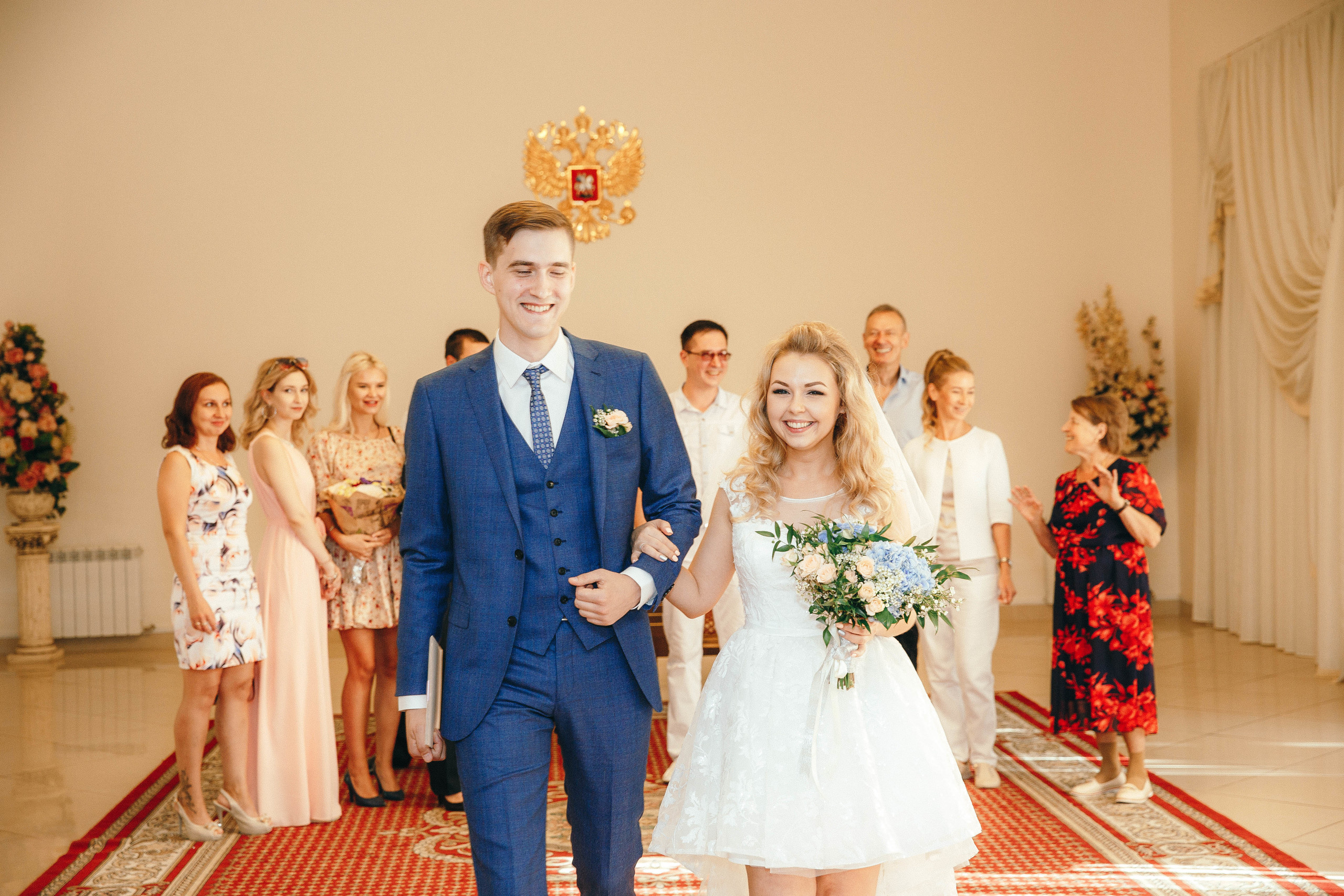 Стоимость услуг свадебной фотосессии (ЗАГС+прогулка) в Москве и МО