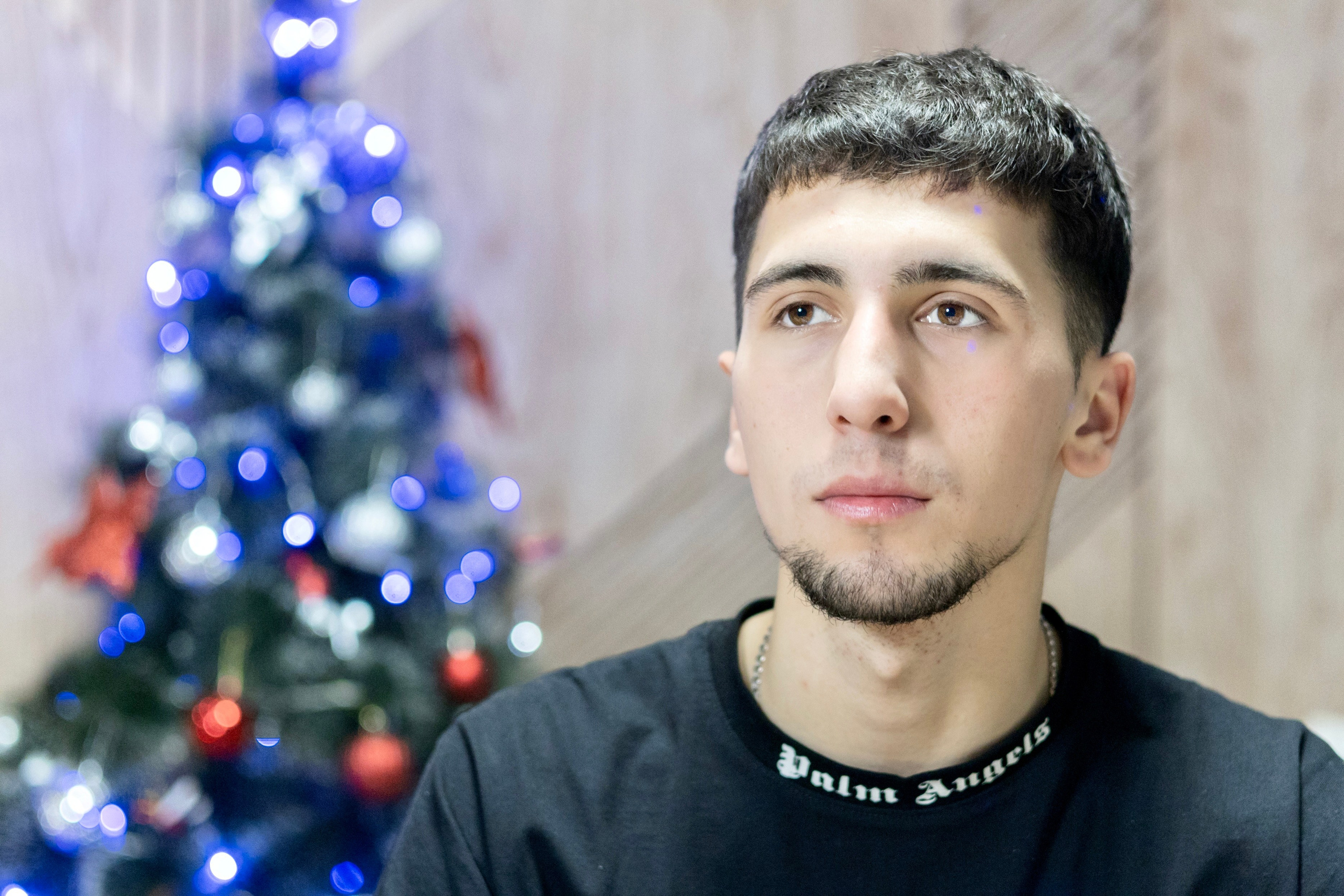 Анна Исаева. Мама и опекун двоих братьев и сестры. Репортажный фотограф Наталья Лапцевич