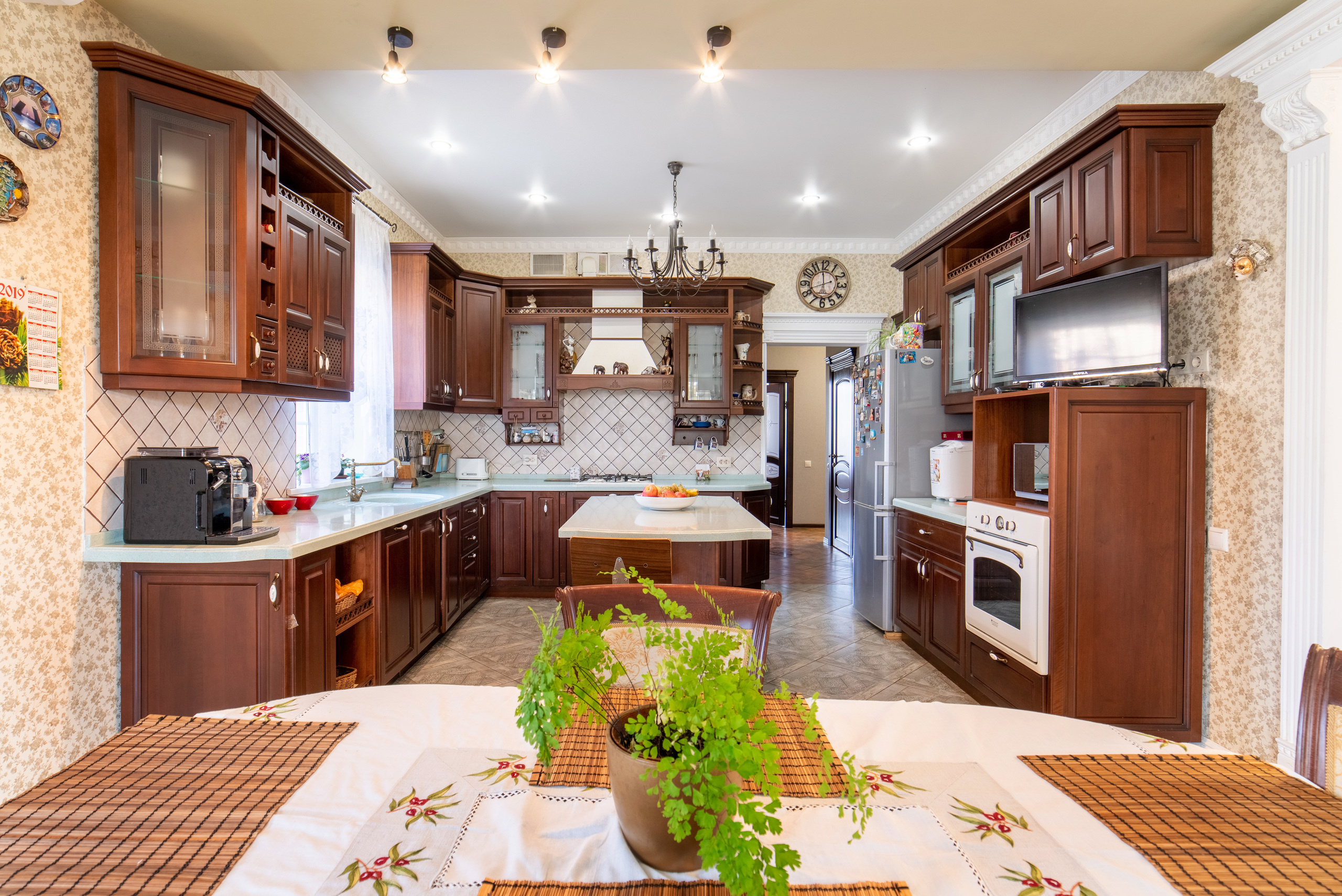 Коттедж Знаменский. Создаю контент для бизнеса- Андрей Корниенко и упаковываю компании и экспертов в Краснодаре