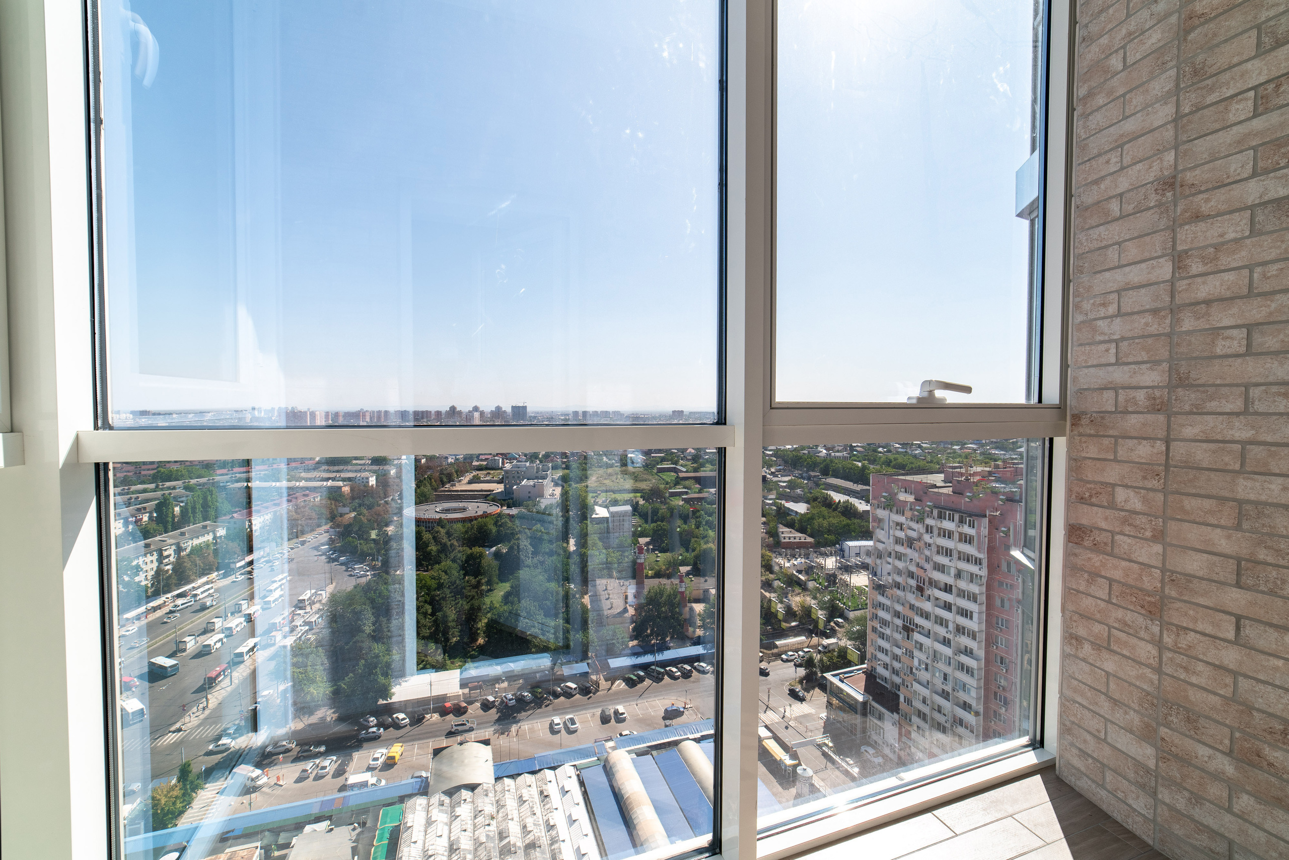 Совхозная 4х комнатная. Создаю контент для бизнеса- Андрей Корниенко и упаковываю компании и экспертов в Краснодаре