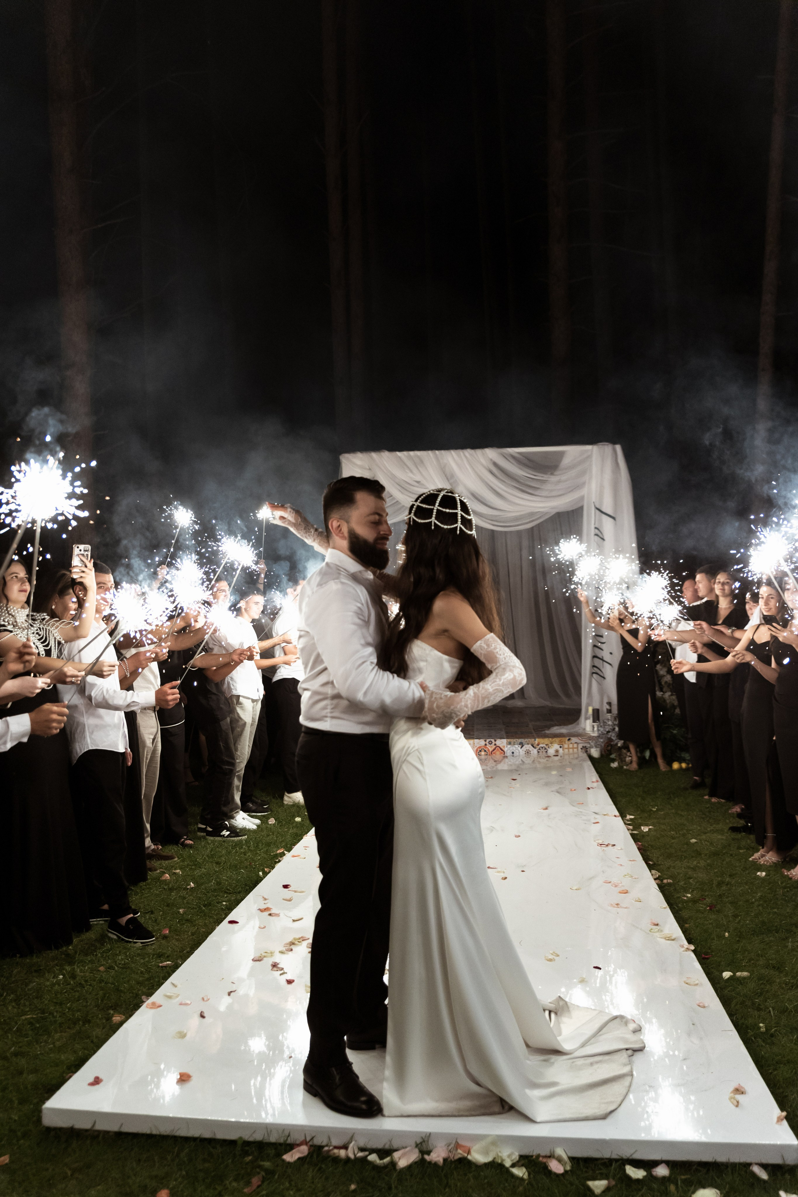 Владимир и Кнкуш. Свадебный фотограф в Самаре и СПБ Наталия Константинова