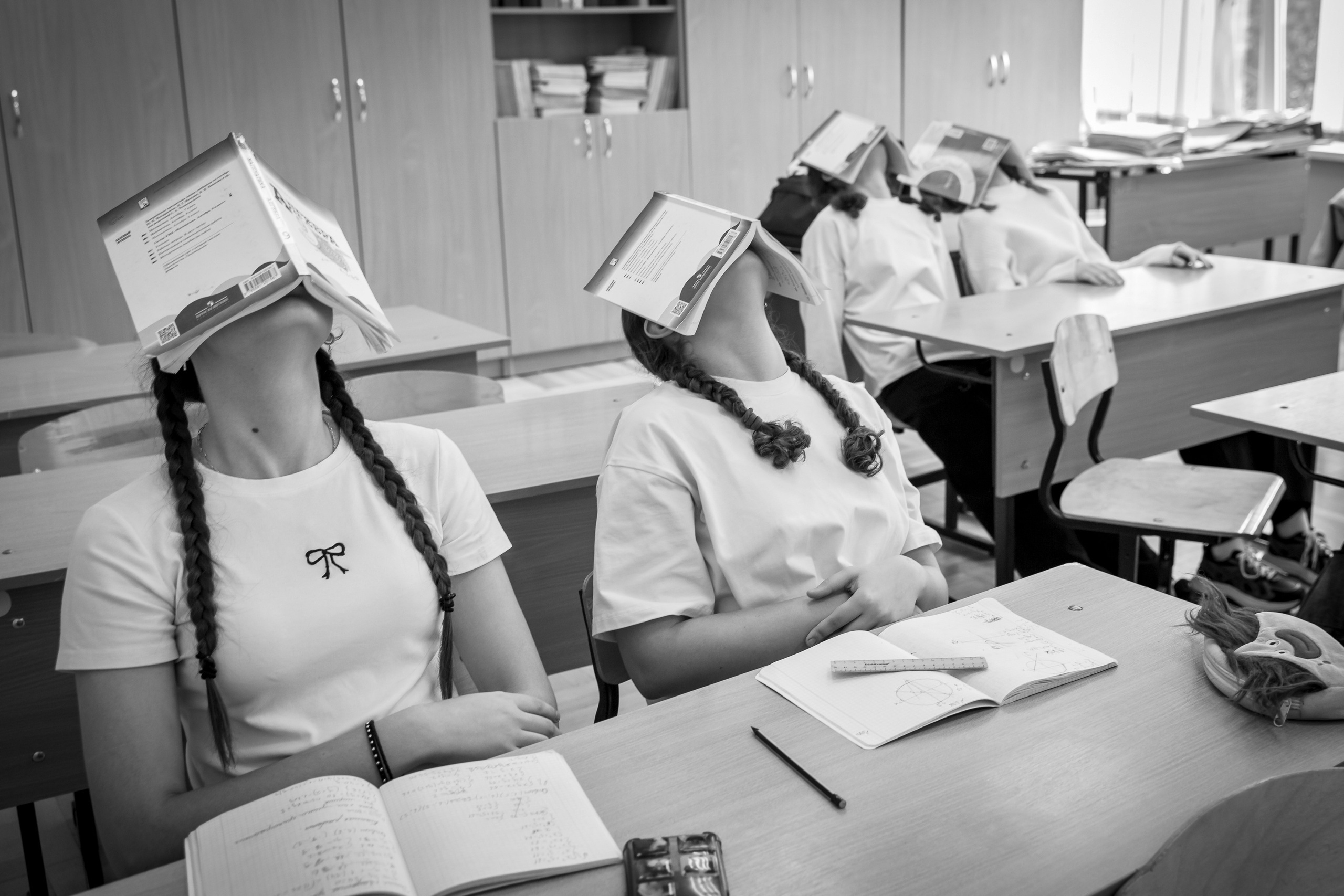ОТ ЗВОНКА ДО ЗВОНКА. Марина Ушакова. Фотограф. Выпускные альбомы. г. Краснодар