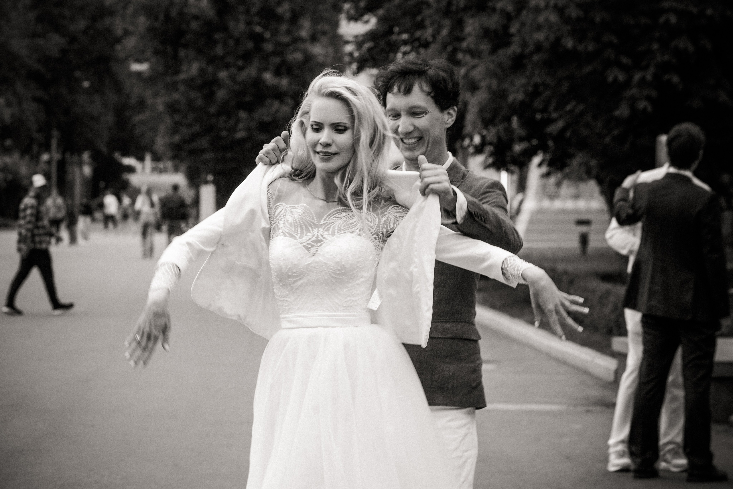 Свадебная фотосессия на ВДНХ. Свадебный и семейный фотограф в Москве и Подмосковье Лариса Козлова