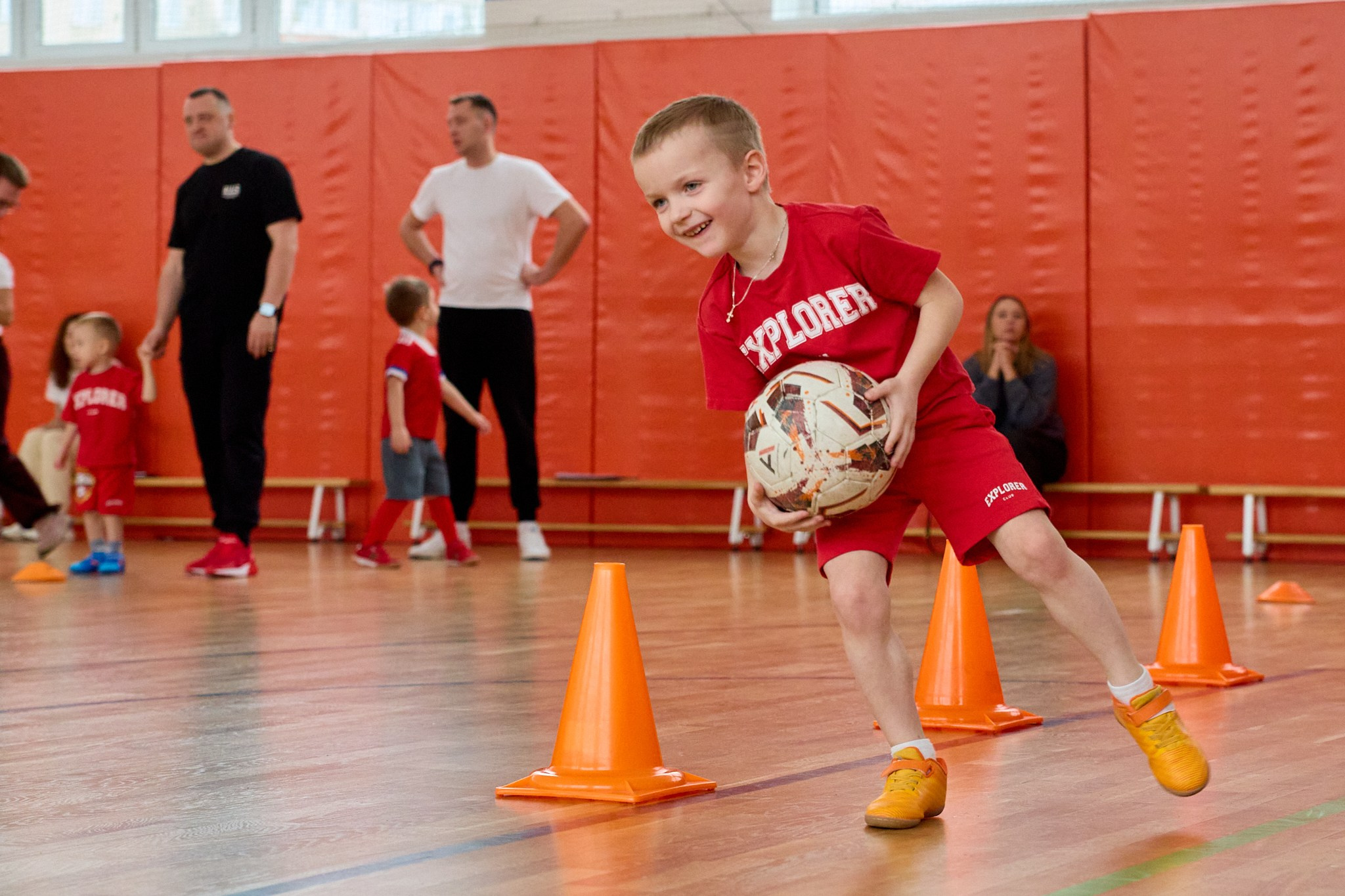 Детский футбол в зале. Главная