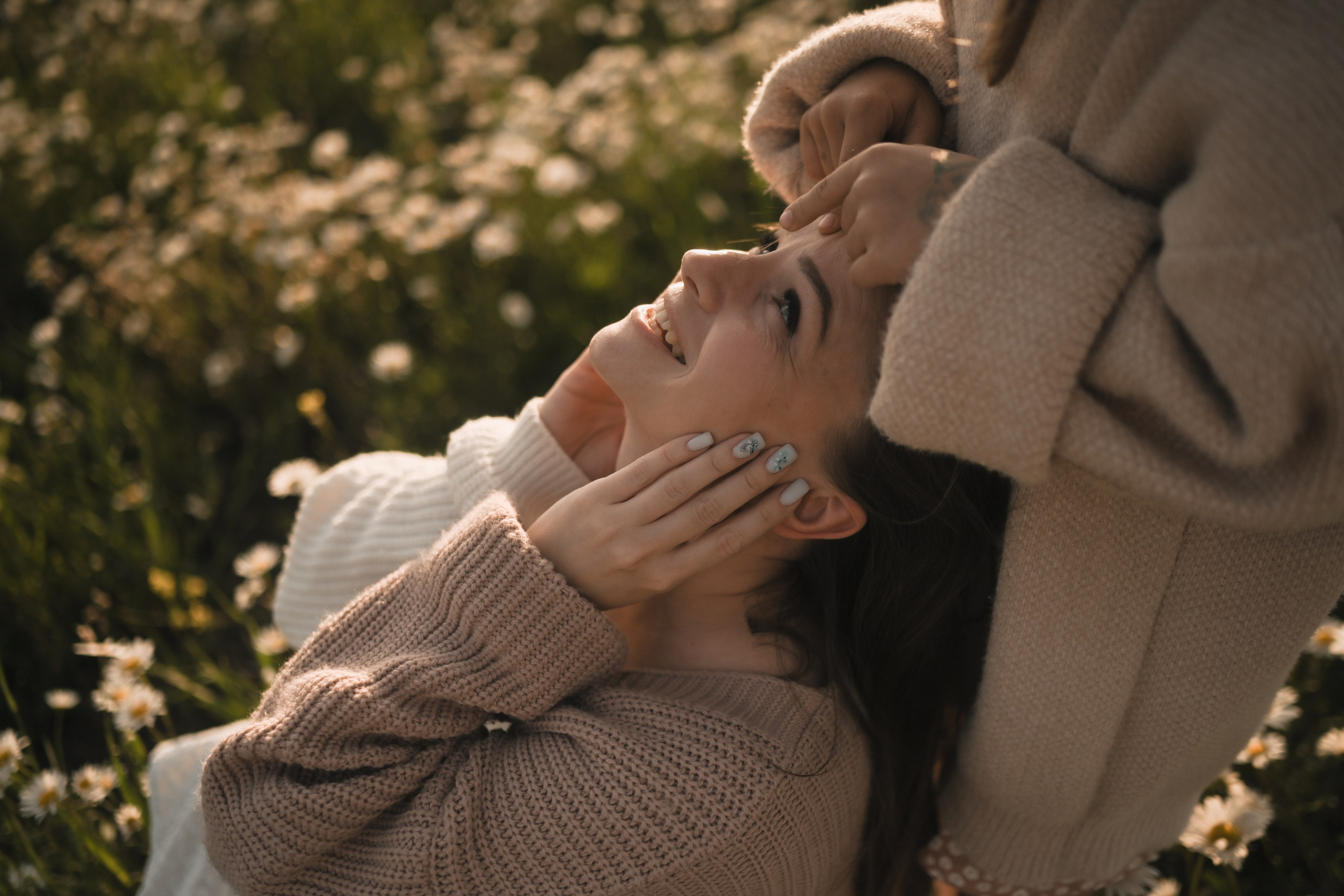 Семейная фотосессия в ромашковом поле в Крыму. Свадебный и семейный фотограф и видеограф, Крым, Москва, Санкт -Петербург