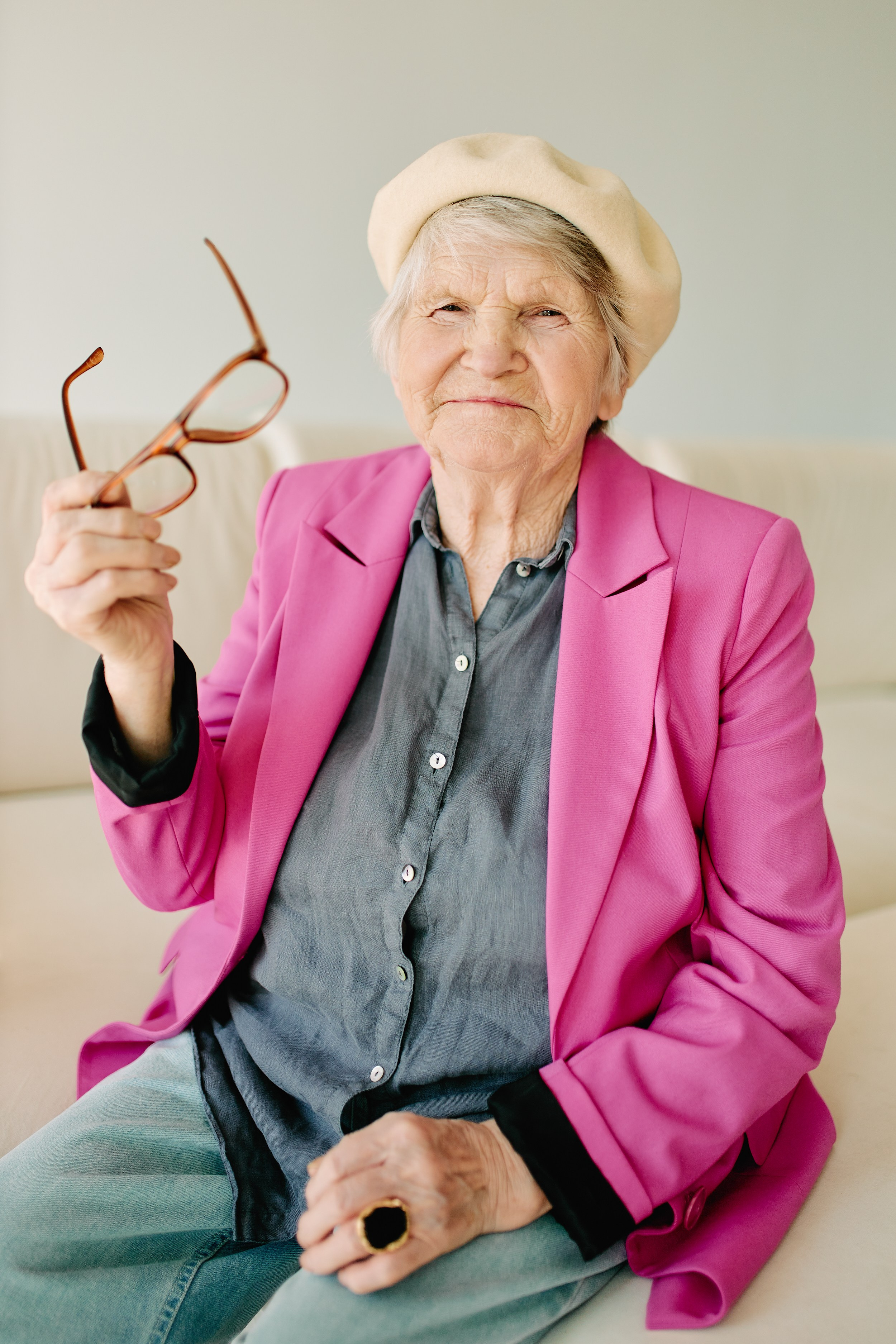 Юля и Бабушка. Свадебный и фэшн фотограф в Москве и Санкт-Петербурге