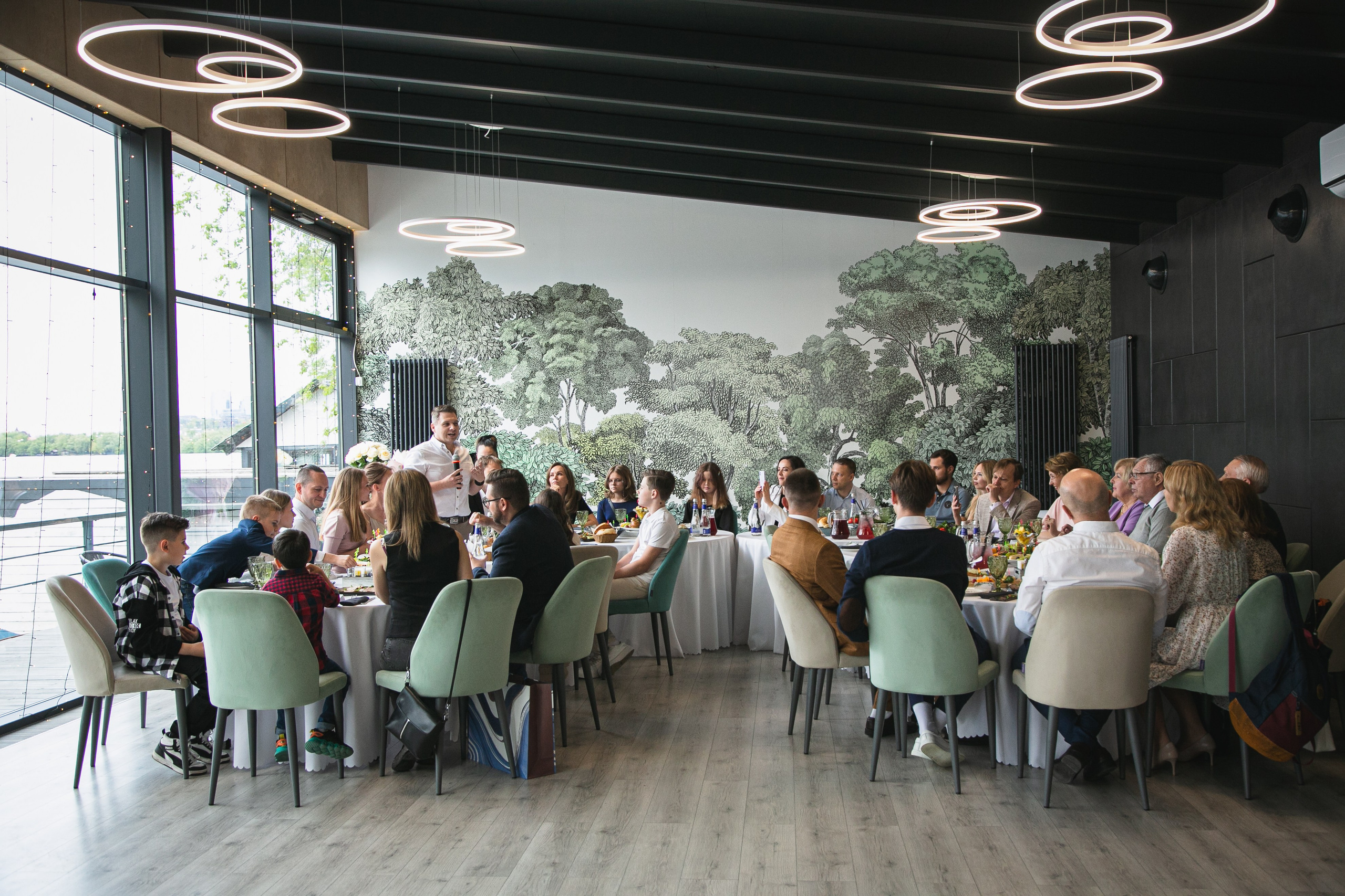 Дни рождения и юбилеи. Профессиональный фотограф Евгений Земцов в Москве. Контент съемка, репортаж мероприятий, бизнес портреты