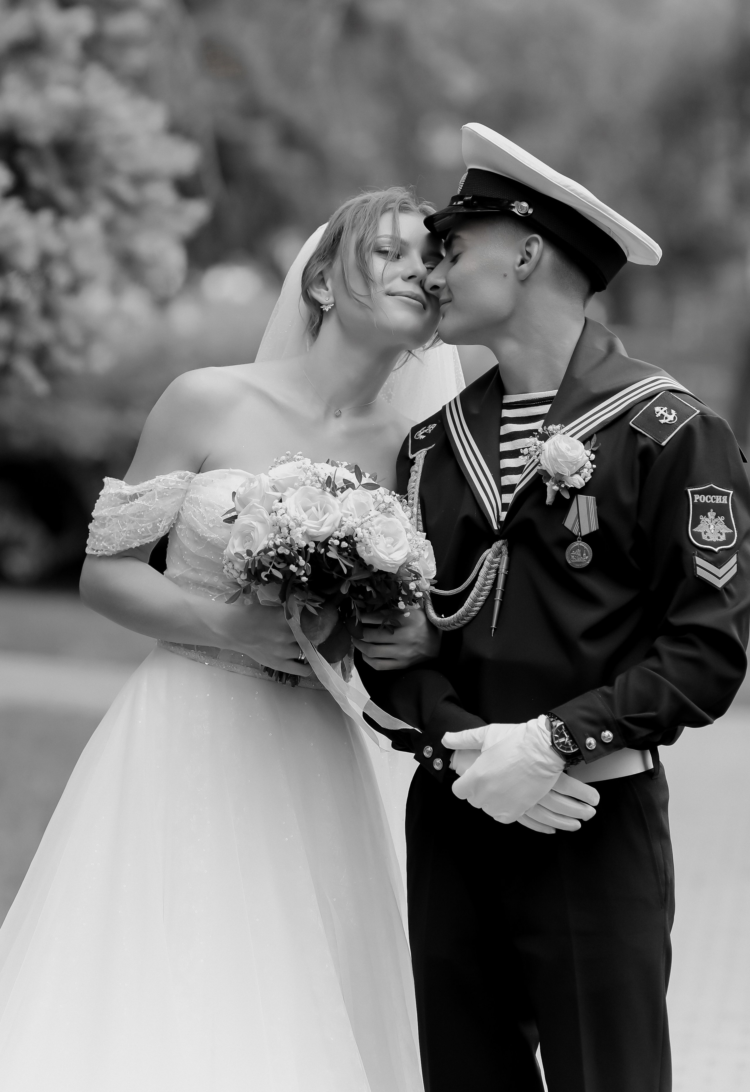 ОКСАНА И РОМАН