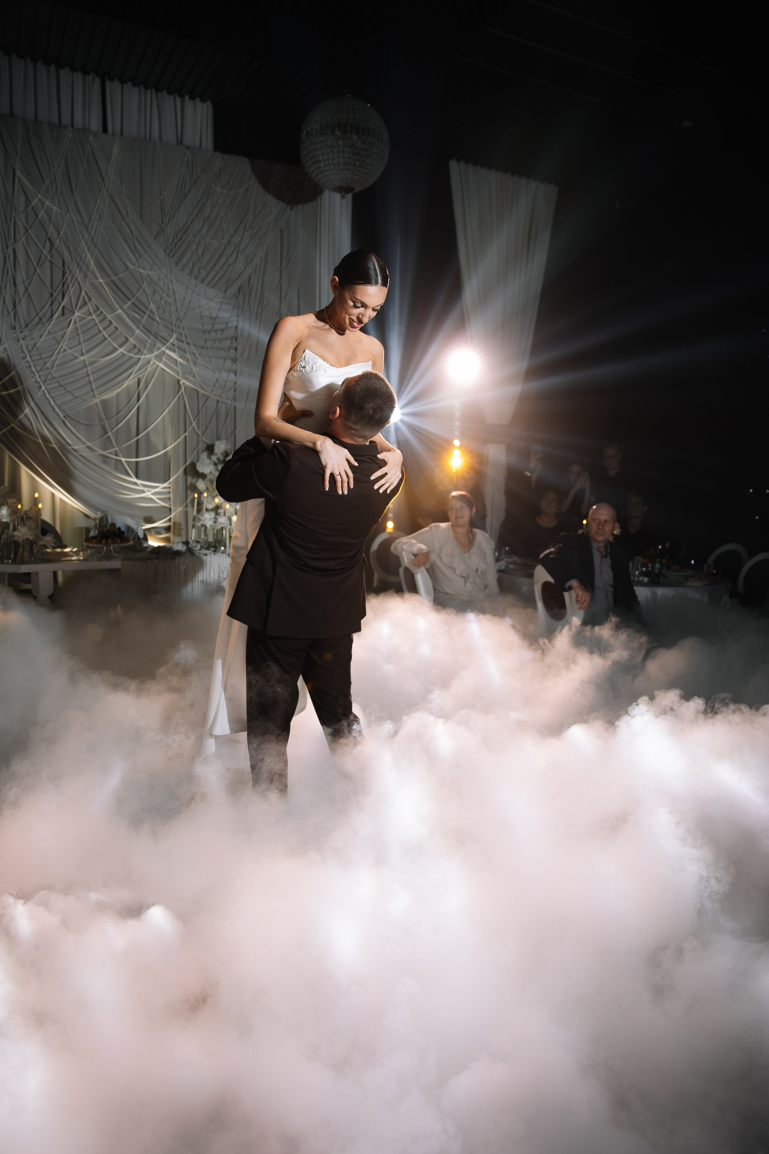 Никита и Алёна. Свадебный фотограф и видеограф в Омске — Виталий и Алёна Орлянд