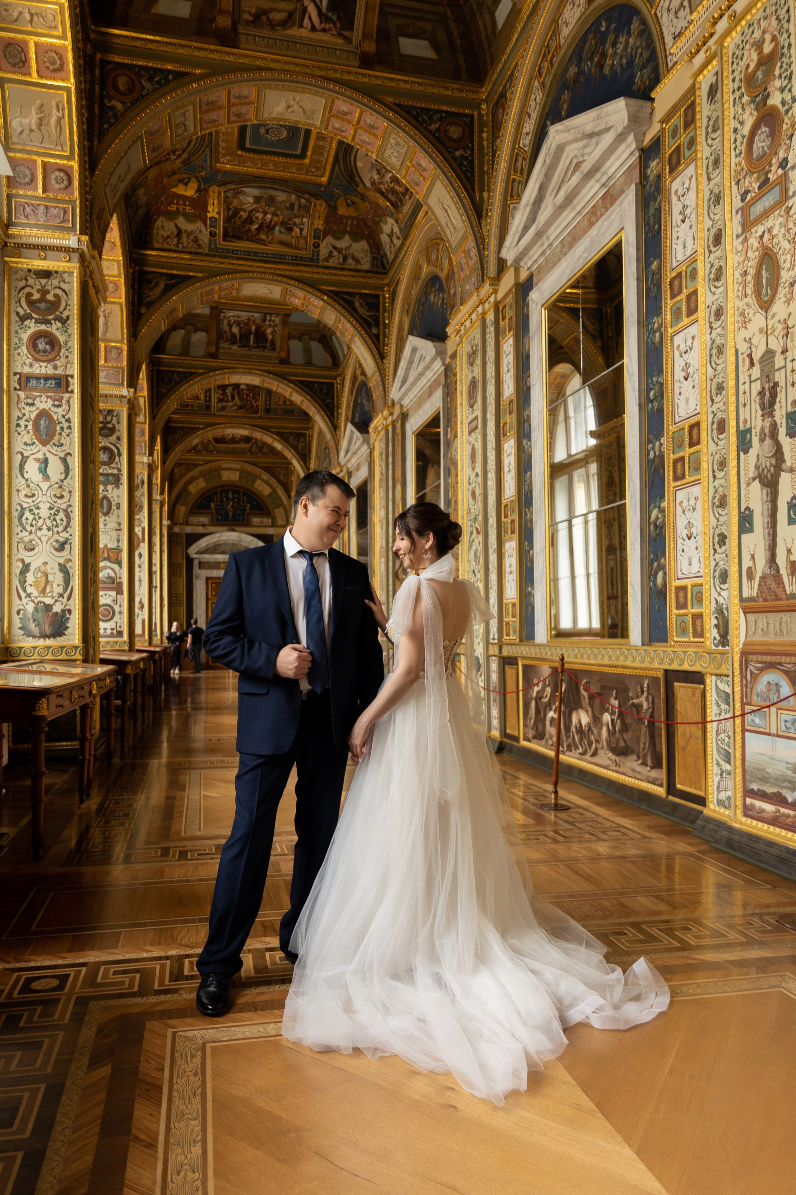Свадебная фотосессия в Эрмитаже. Семейный и свадебный фотограф в Санкт-Петербурге Татьяна Швыкова