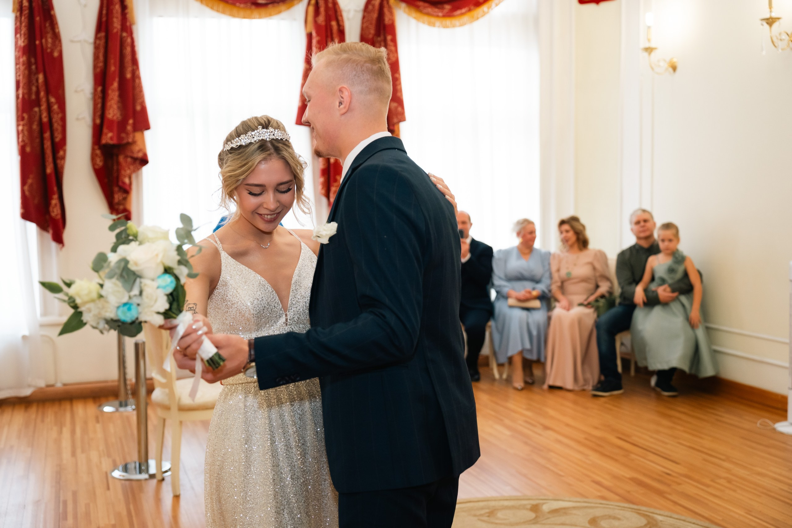 Николай и Елизавета. Фотограф и видеограф Олег Игнатов | Свадьбы, Love Story, реклама и корпоративы — Красноярск