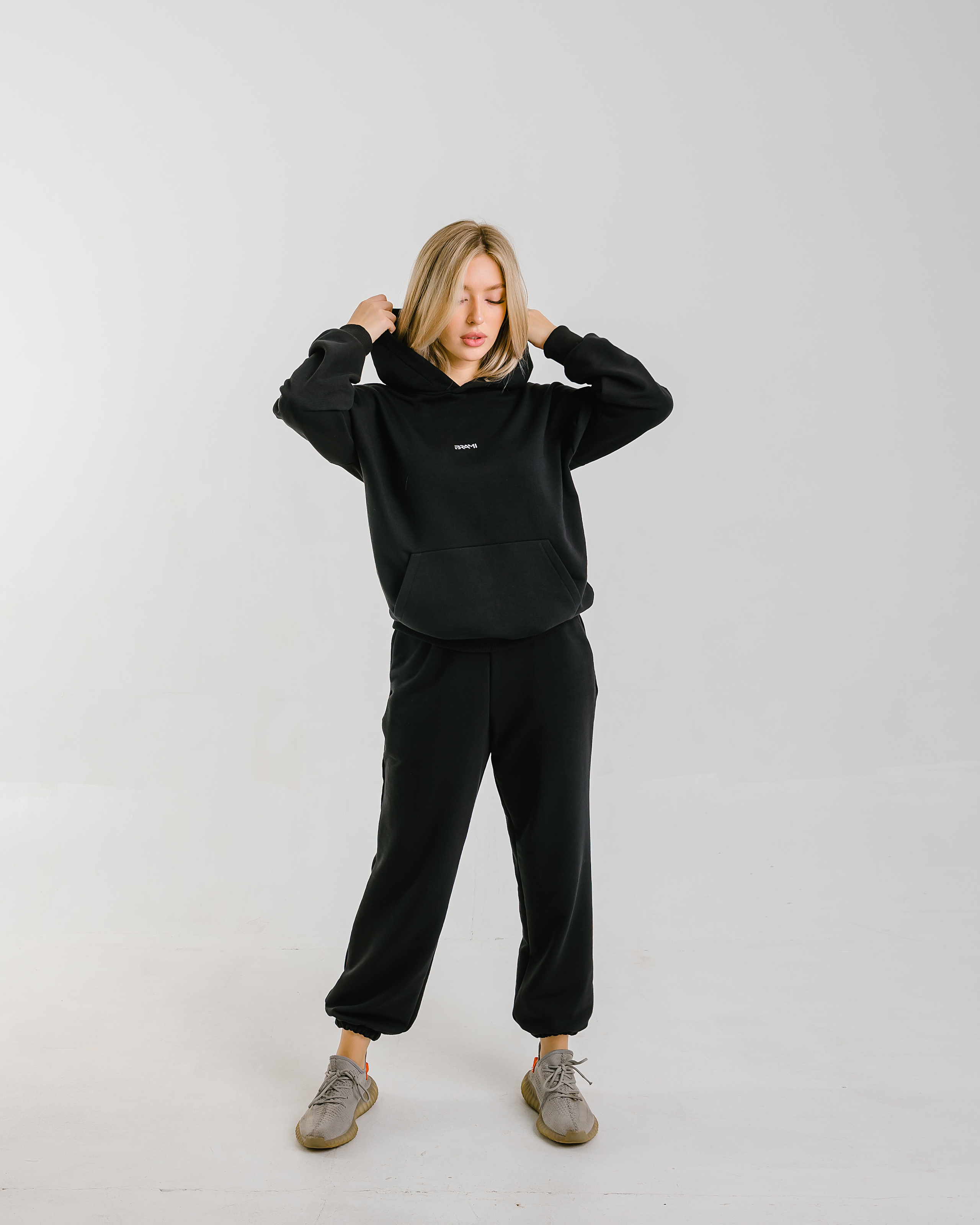 WB: Brami. Фотограф и видеограф в Улан-Удэ: Аюна Габагуева и Артём Шаханов