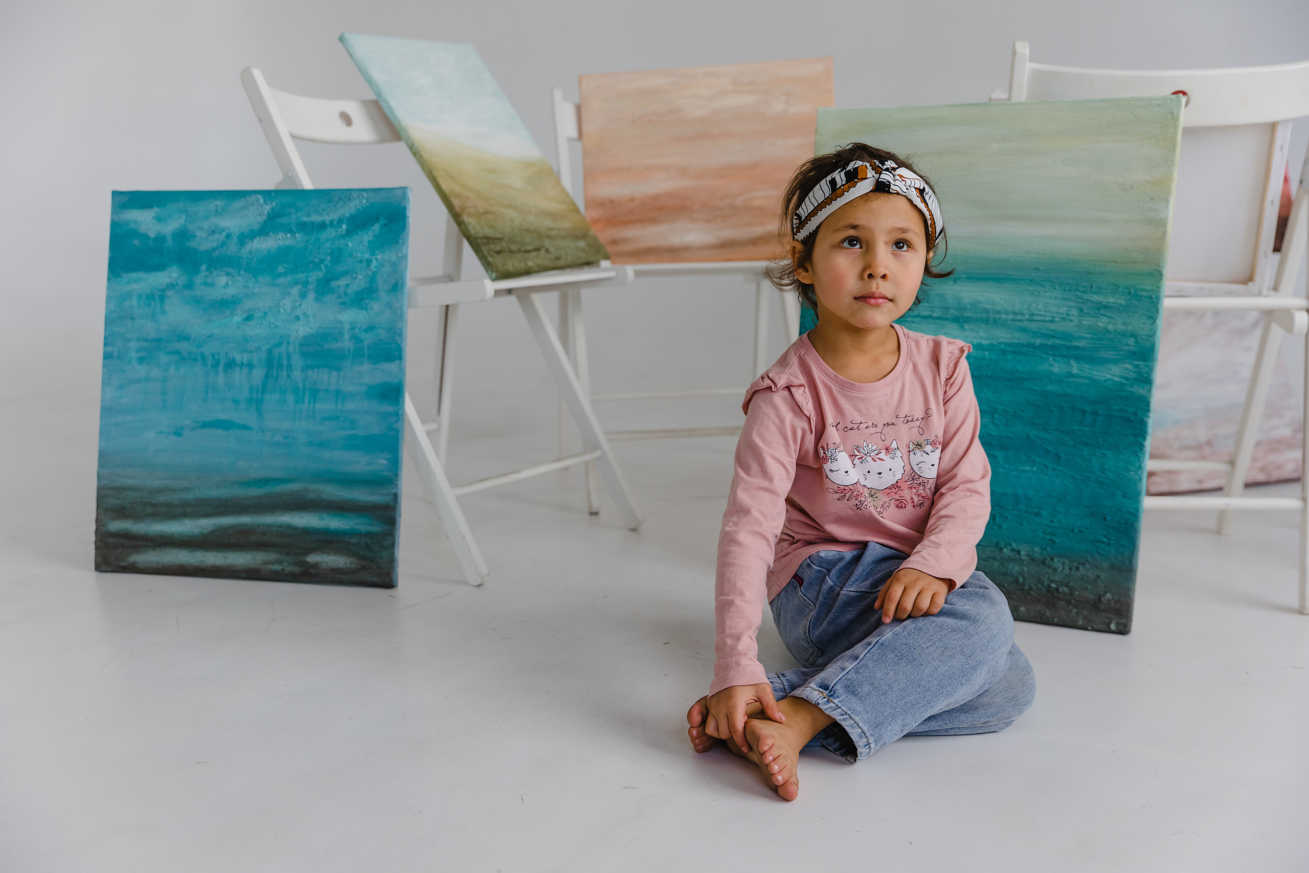 Маленькая художница. Фотограф и видеограф в Улан-Удэ: Аюна Габагуева и Артём Шаханов