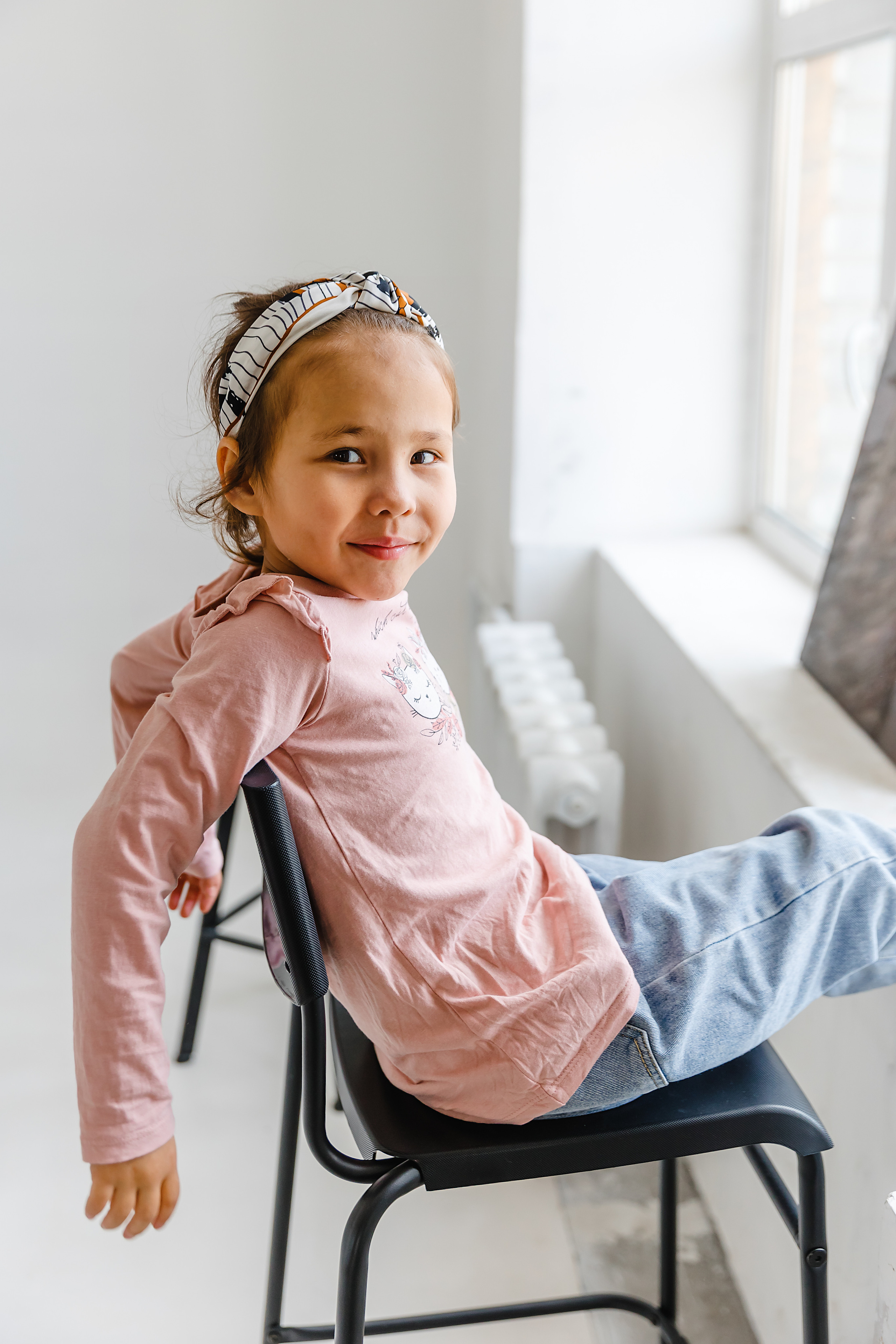 Маленькая художница. Фотограф и видеограф в Улан-Удэ: Аюна Габагуева и Артём Шаханов