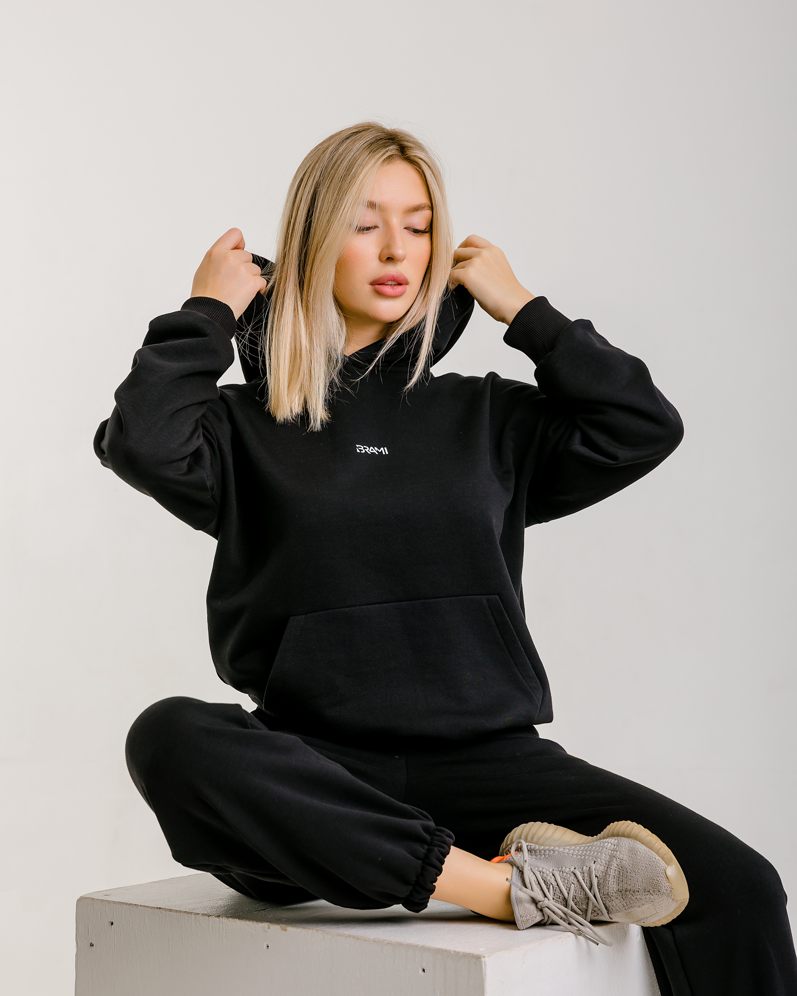 WB: Brami. Фотограф и видеограф в Улан-Удэ: Аюна Габагуева и Артём Шаханов