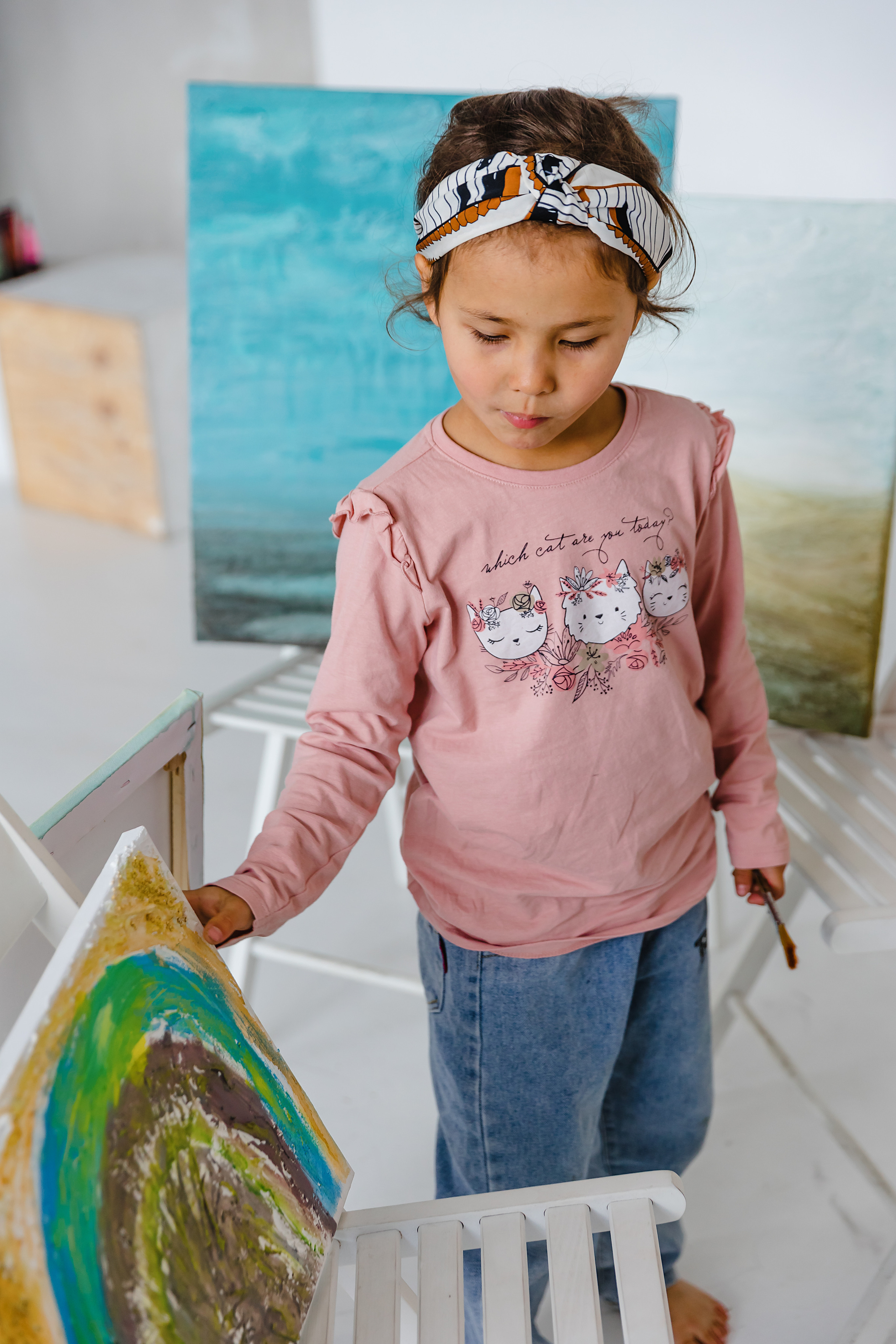 Маленькая художница. Фотограф и видеограф в Улан-Удэ: Аюна Габагуева и Артём Шаханов