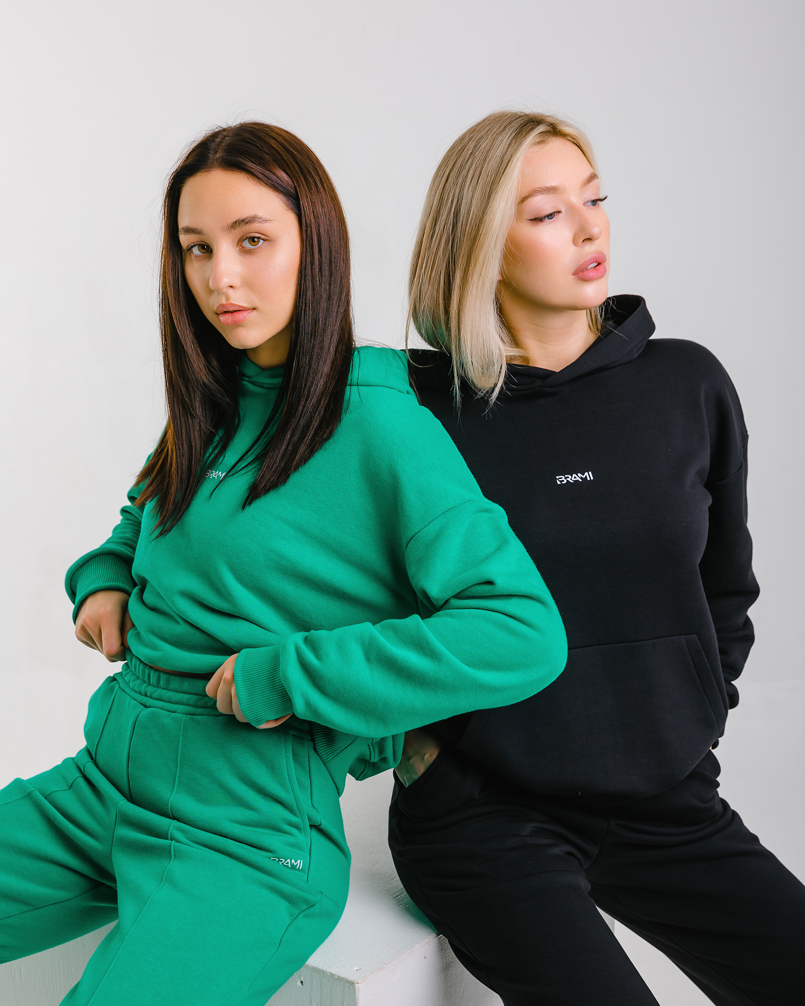 WB: Brami. Фотограф и видеограф в Улан-Удэ: Аюна Габагуева и Артём Шаханов